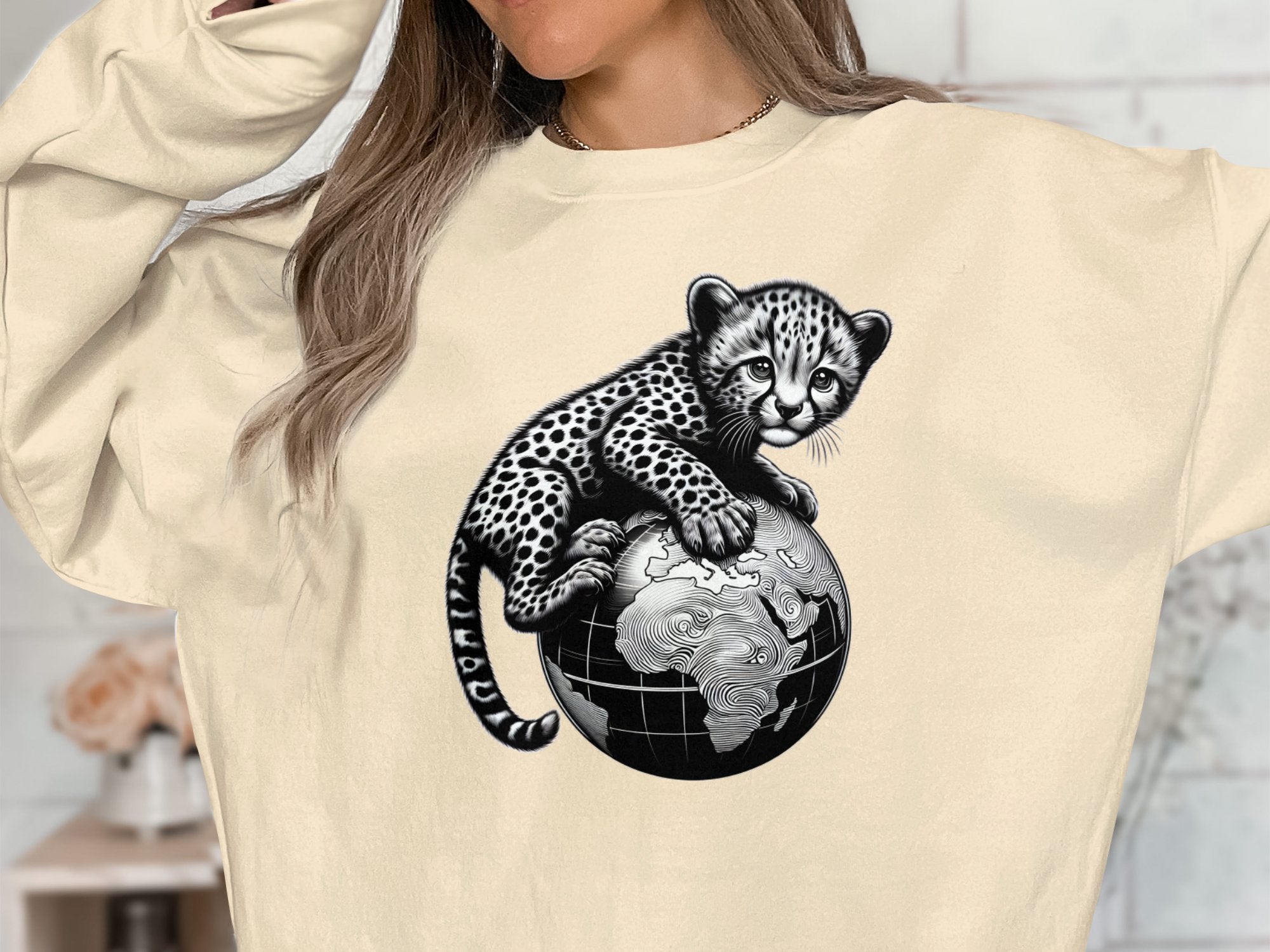 Cheetah World - Coloured Gildan Sweatshirt Realistic Animal Talisman Unisex Cute Tee Graphic Design