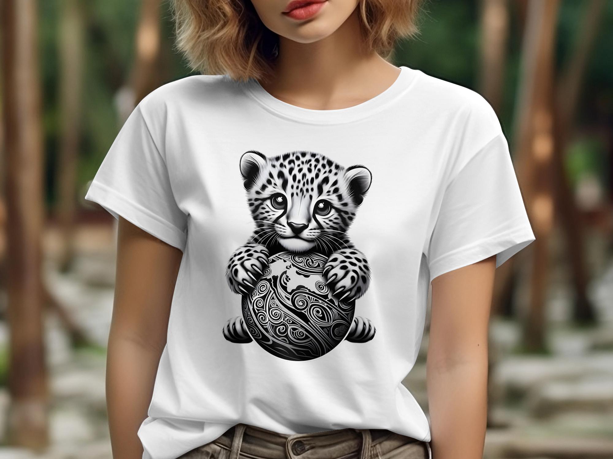 Cheetah World - Coloured Gildan T-Shirt Realistic Animal Talisman Unisex Cute Tee Graphic Design