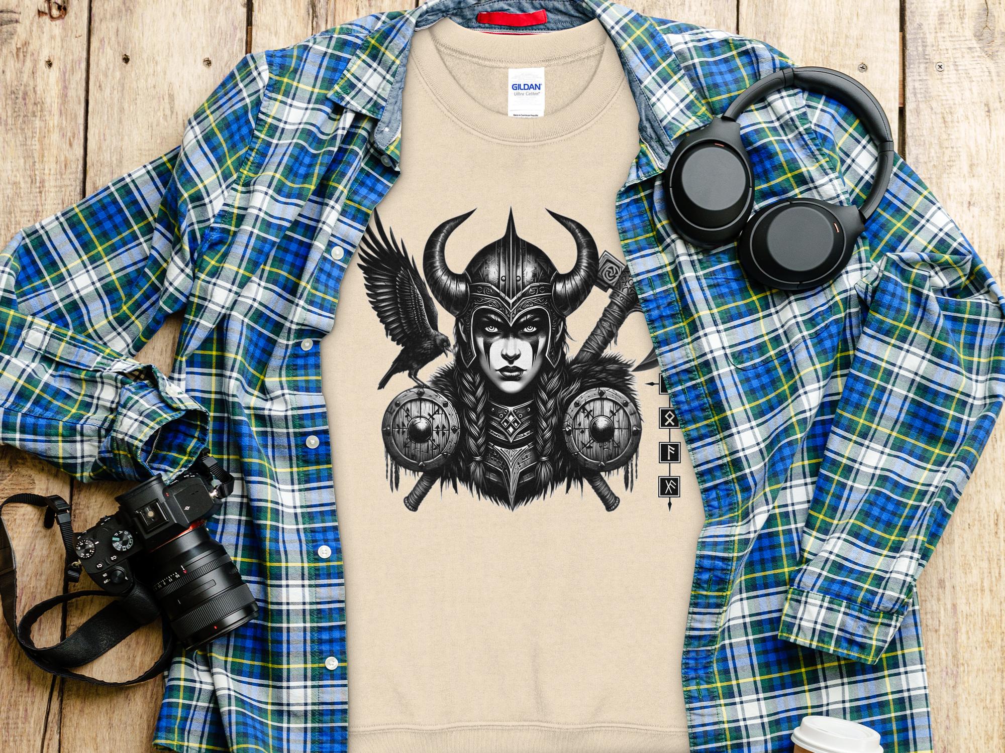 Viking Shield Maiden - Coloured Gildan Sweatshirt Realistic Norse Talisman Men Women Unisex Valhalla Tee Graphic Design