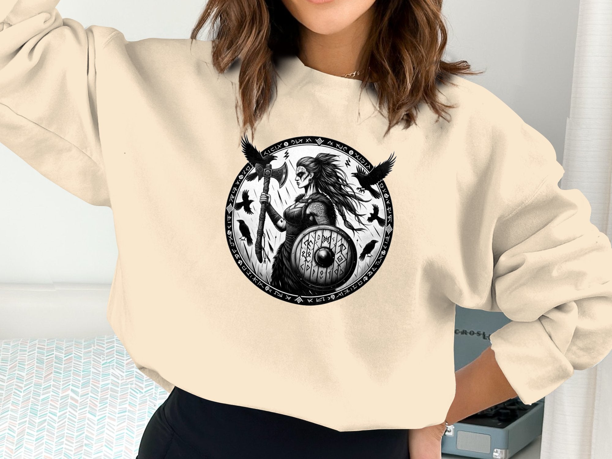 Viking Shield Maiden - Coloured Gildan Sweatshirt Realistic Norse Talisman Men Women Unisex Valhalla Tee Graphic Design