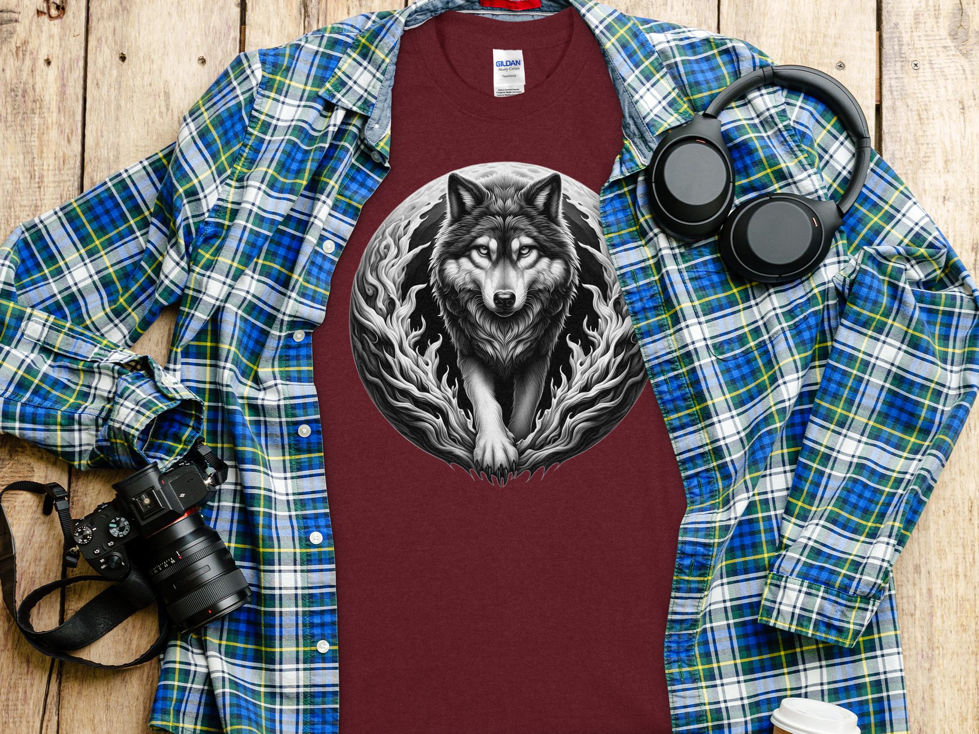 Moon Wolf - Coloured Gildan T-Shirt Realistic Animal Talisman Unisex Mythology Tee Graphic Design