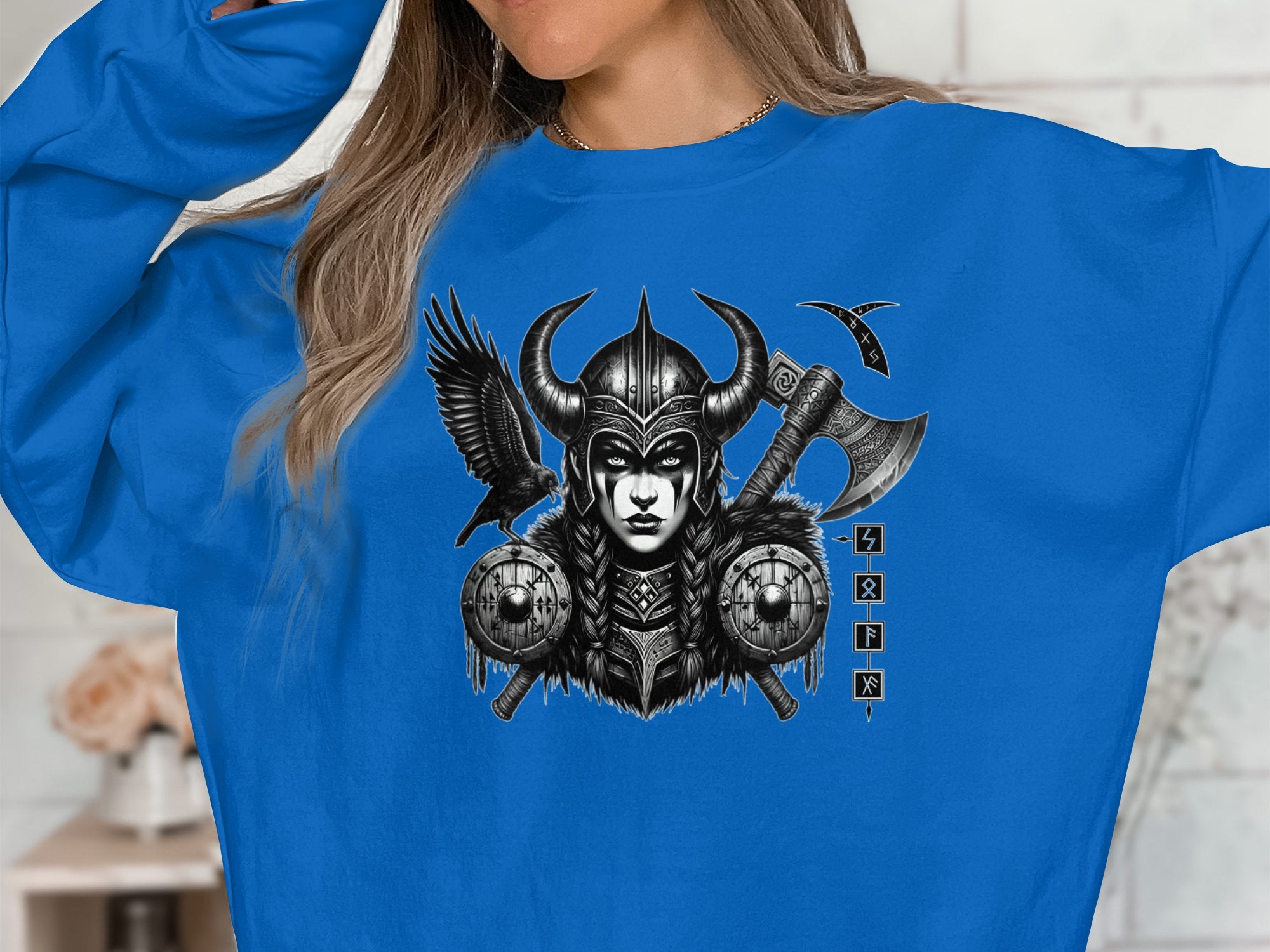 Viking Shield Maiden - Coloured Gildan Sweatshirt Realistic Norse Talisman Men Women Unisex Valhalla Tee Graphic Design