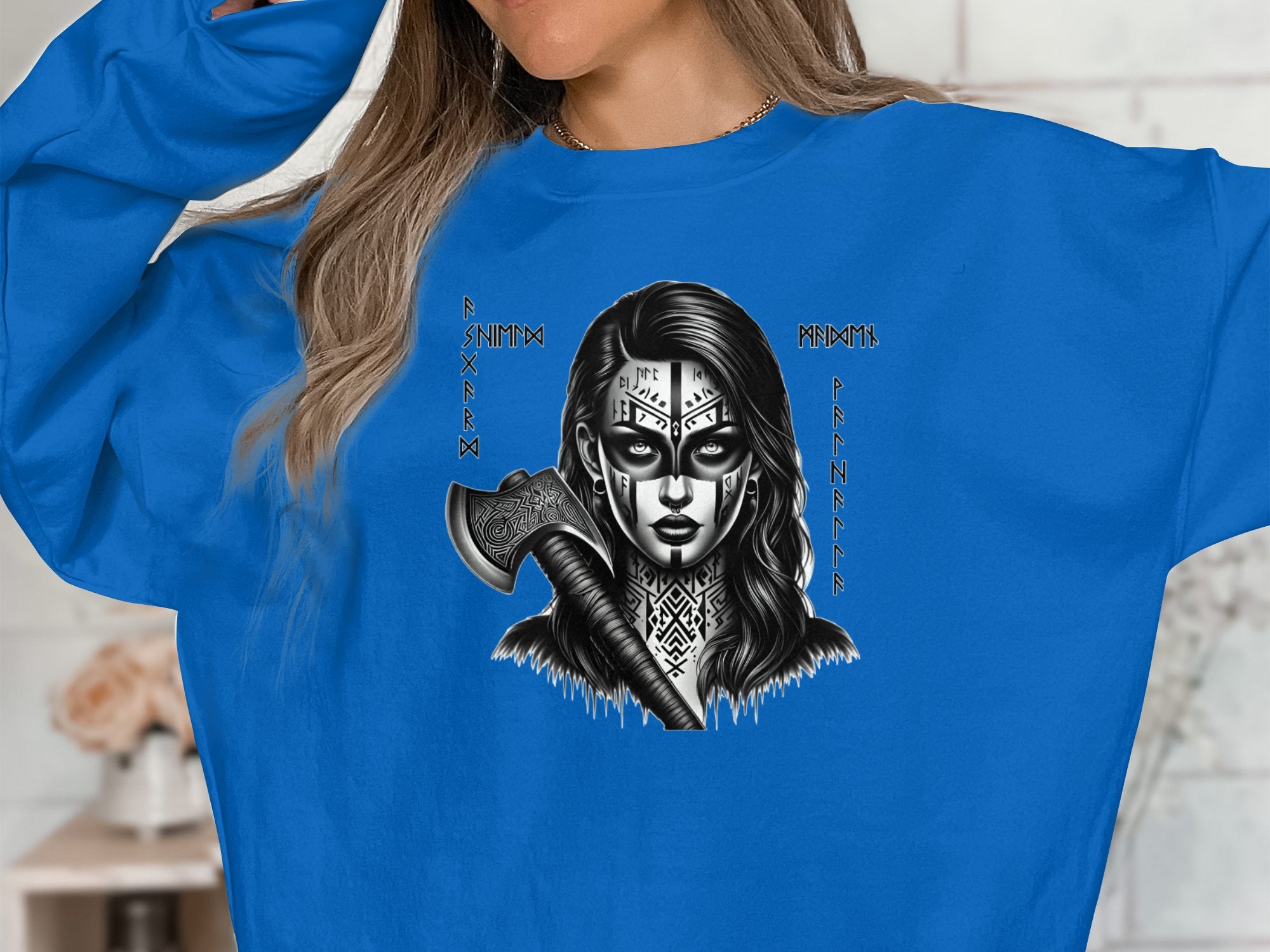 Viking Shield Maiden - Coloured Gildan Sweatshirt Realistic Norse Talisman Men Women Unisex Valhalla Tee Graphic Design