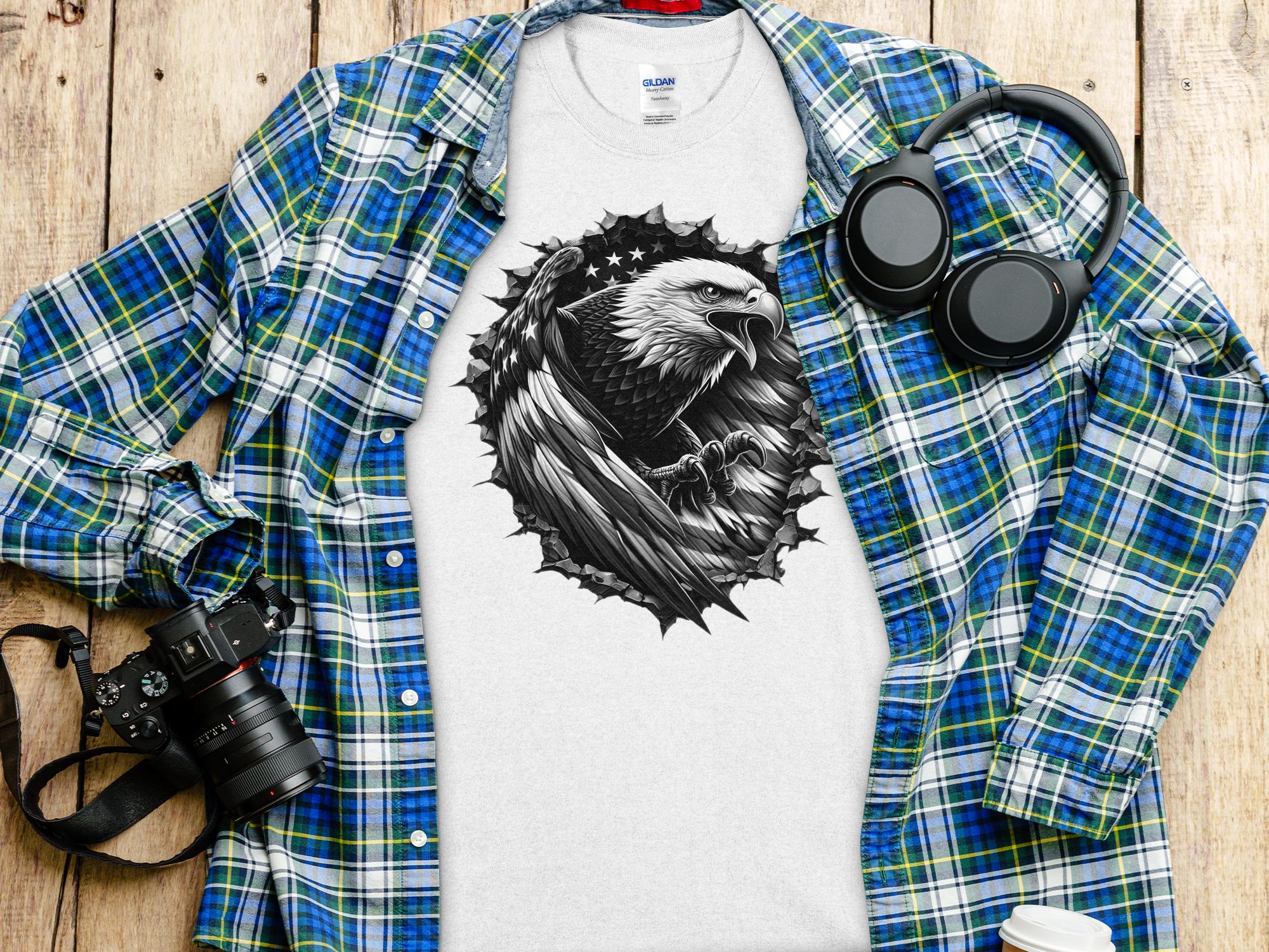 Eagle Patriot - Coloured Gildan T-Shirt Realistic Animal Talisman Unisex Tee Graphic Design