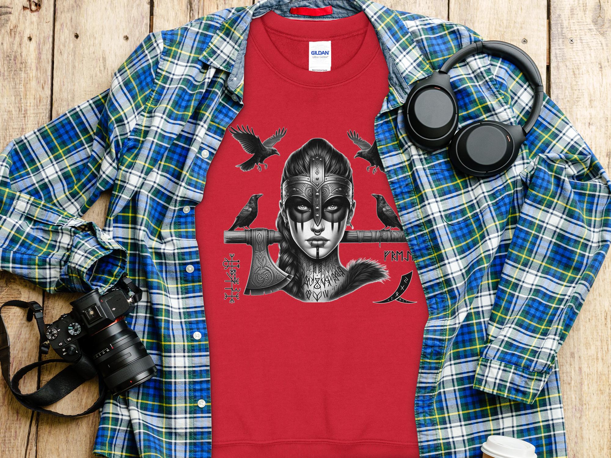 Viking Shield Maiden - Coloured Gildan Sweatshirt Realistic Norse Talisman Men Women Unisex Valhalla Tee Graphic Design