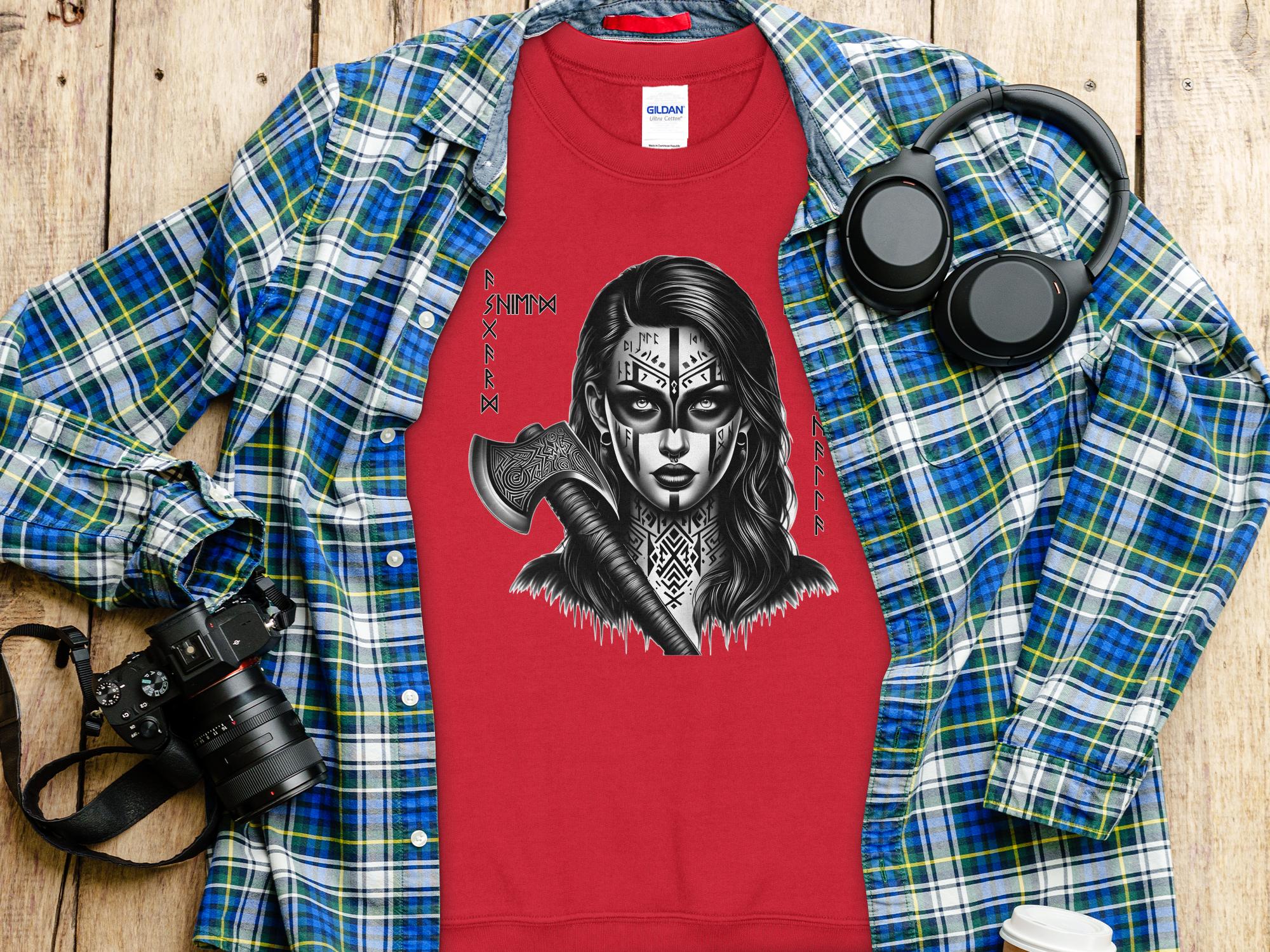 Viking Shield Maiden - Coloured Gildan Sweatshirt Realistic Norse Talisman Men Women Unisex Valhalla Tee Graphic Design