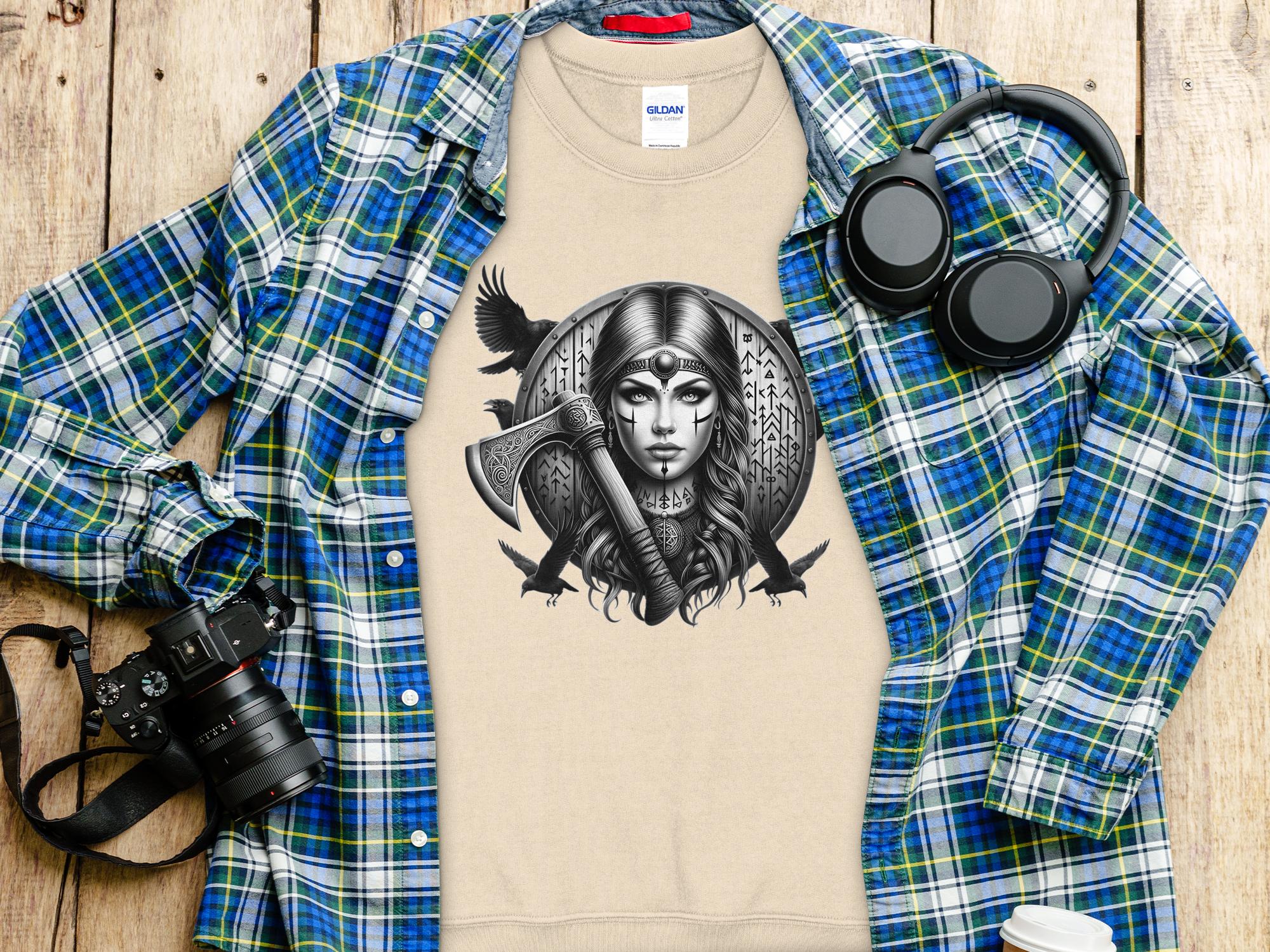 Viking Shield Maiden - Coloured Gildan Sweatshirt Realistic Norse Talisman Men Women Unisex Valhalla Tee Graphic Design