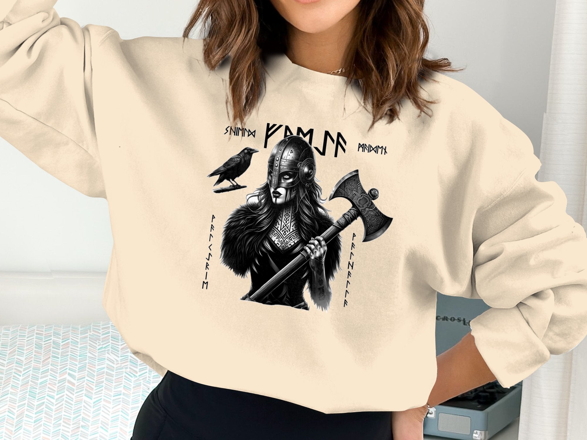 Viking Shield Maiden - Coloured Gildan Sweatshirt Realistic Norse Talisman Men Women Unisex Valhalla Tee Graphic Design