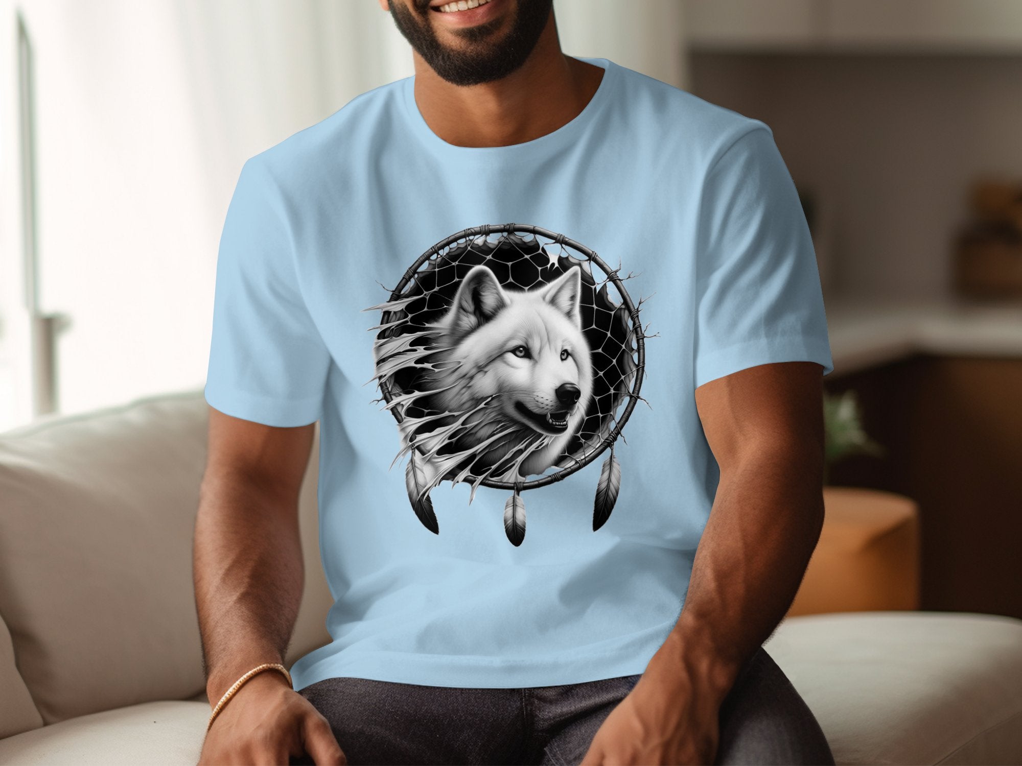 Dreamcatcher Wolf - Coloured Gildan T-Shirt Realistic Native American Talisman Unisex Mythology Tee Graphic Design