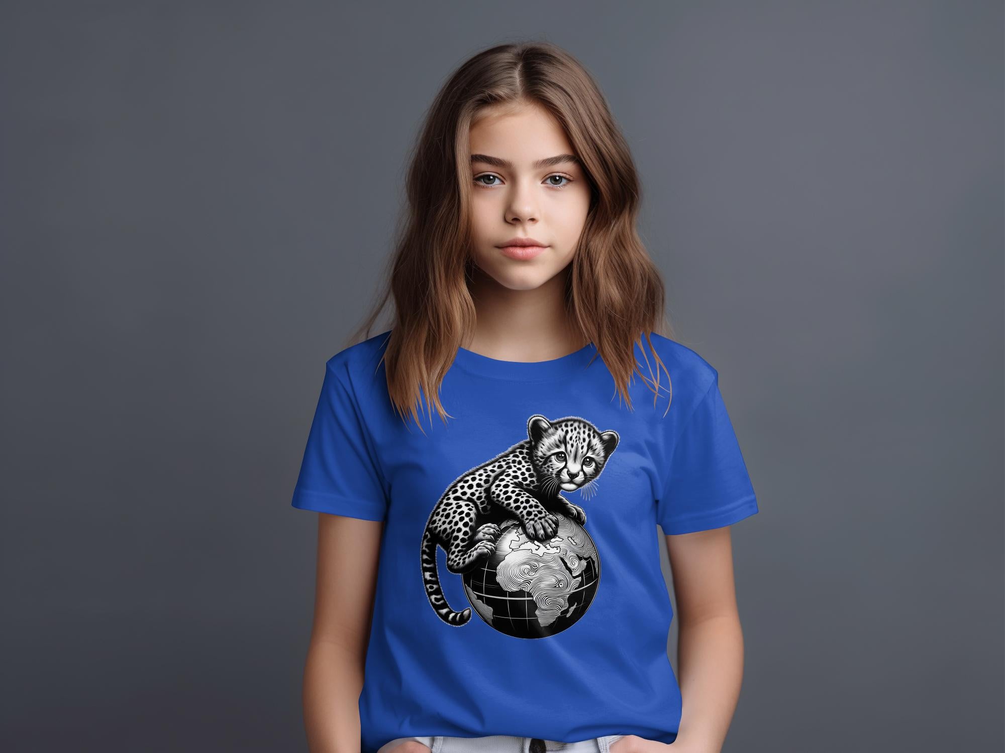 Cheetah World - Coloured Gildan Kids T-Shirt Realistic Animal Talisman Unisex Cute Tee Graphic Design