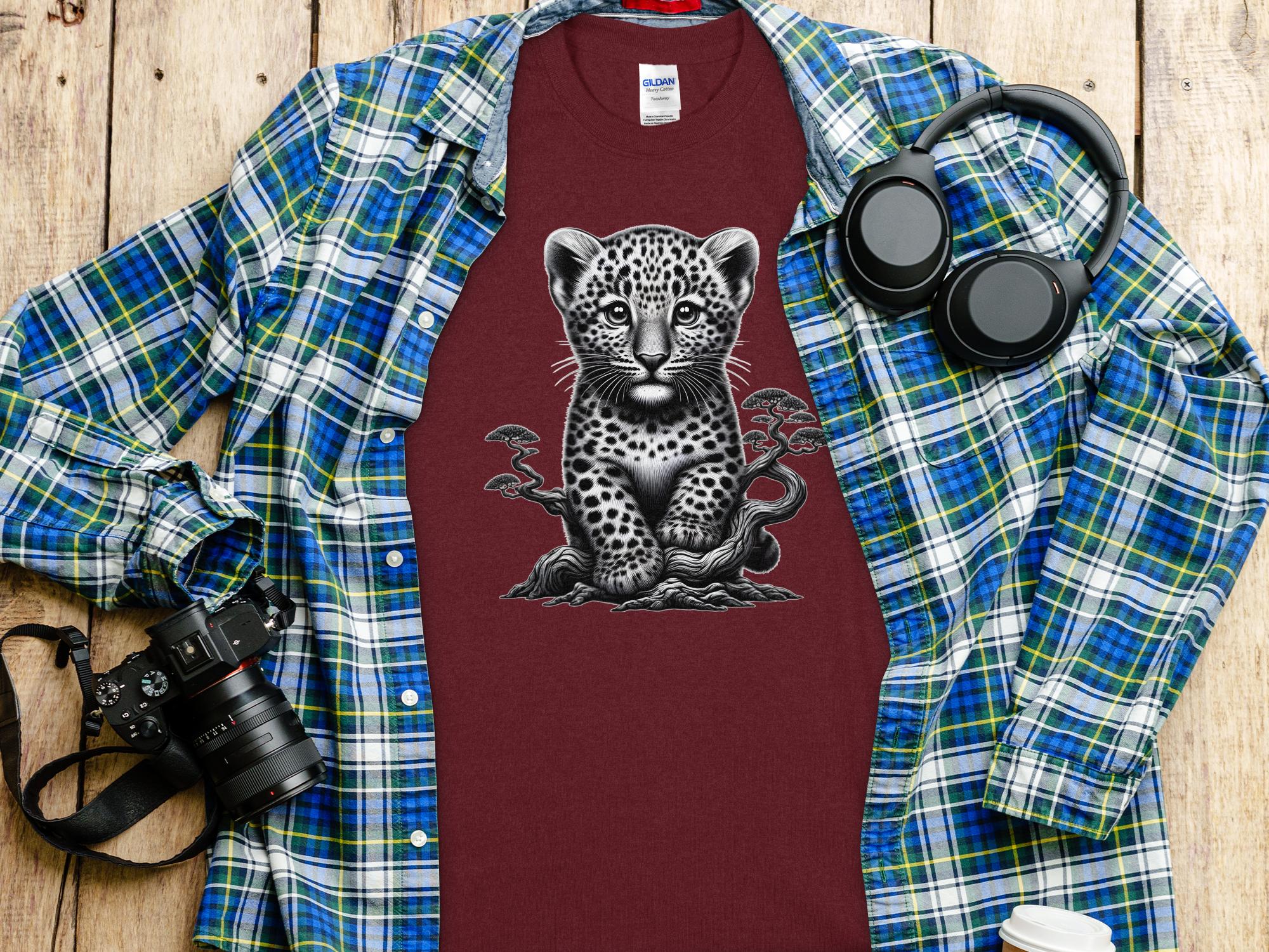 Leopard Bonsai - Coloured Gildan T-Shirt Realistic Animal Talisman Unisex Cute Tee Graphic Design