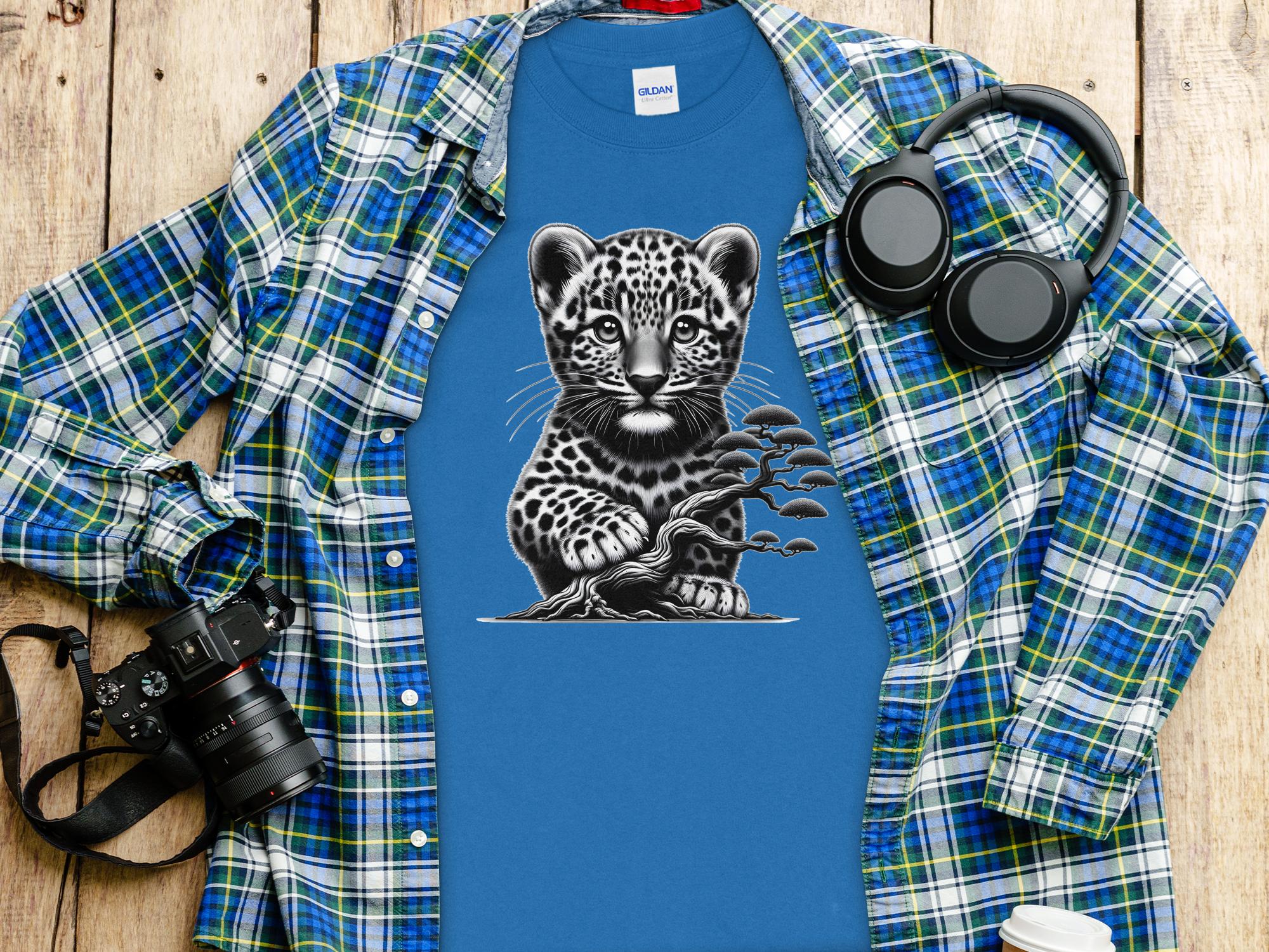 Leopard Bonsai - Coloured Gildan Long Sleeve Realistic Animal Talisman Unisex Cute Tee Graphic Design