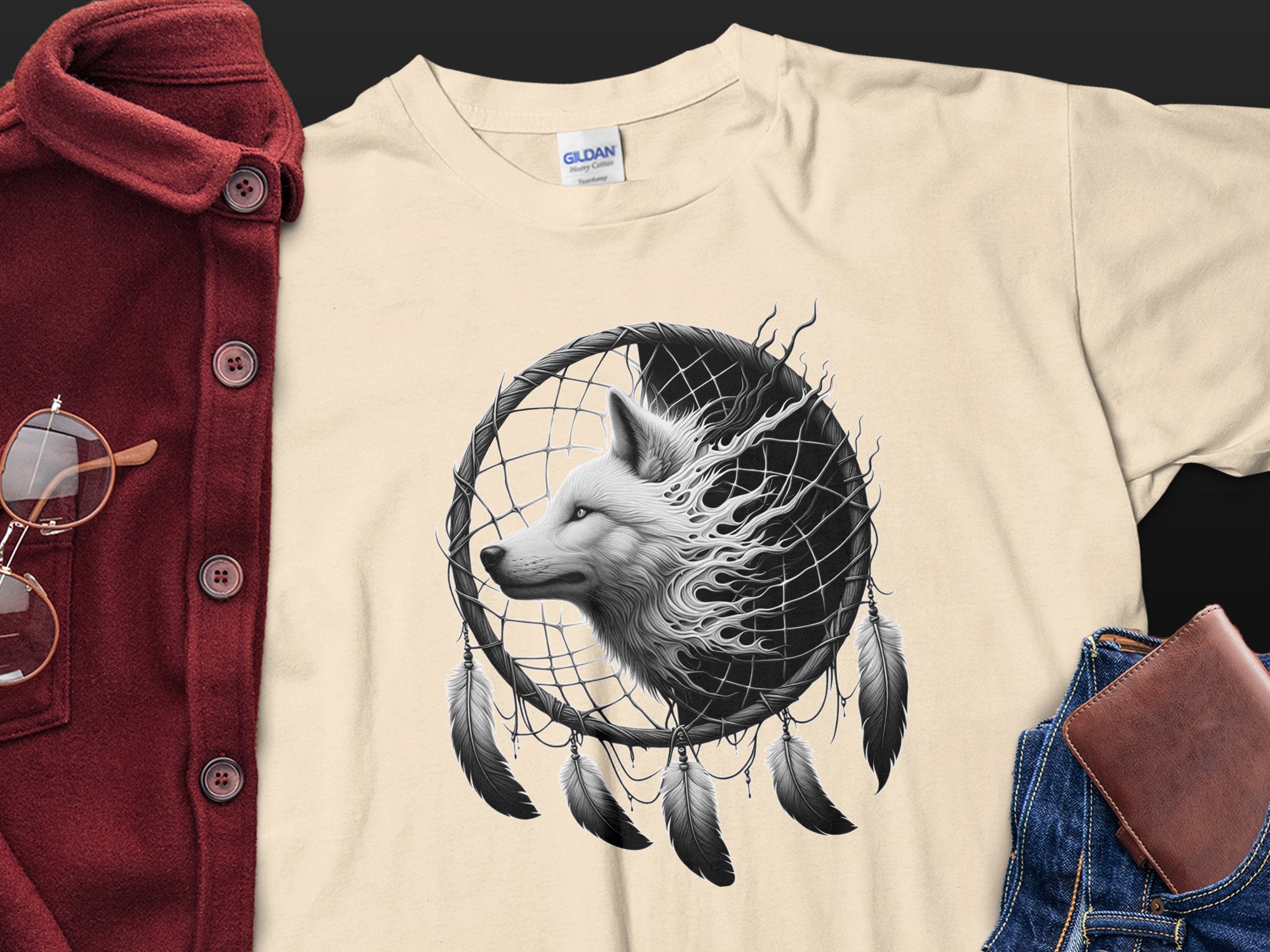 Dreamcatcher Wolf - Coloured Gildan T-Shirt Realistic Native American Talisman Unisex Mythology Tee Graphic Design