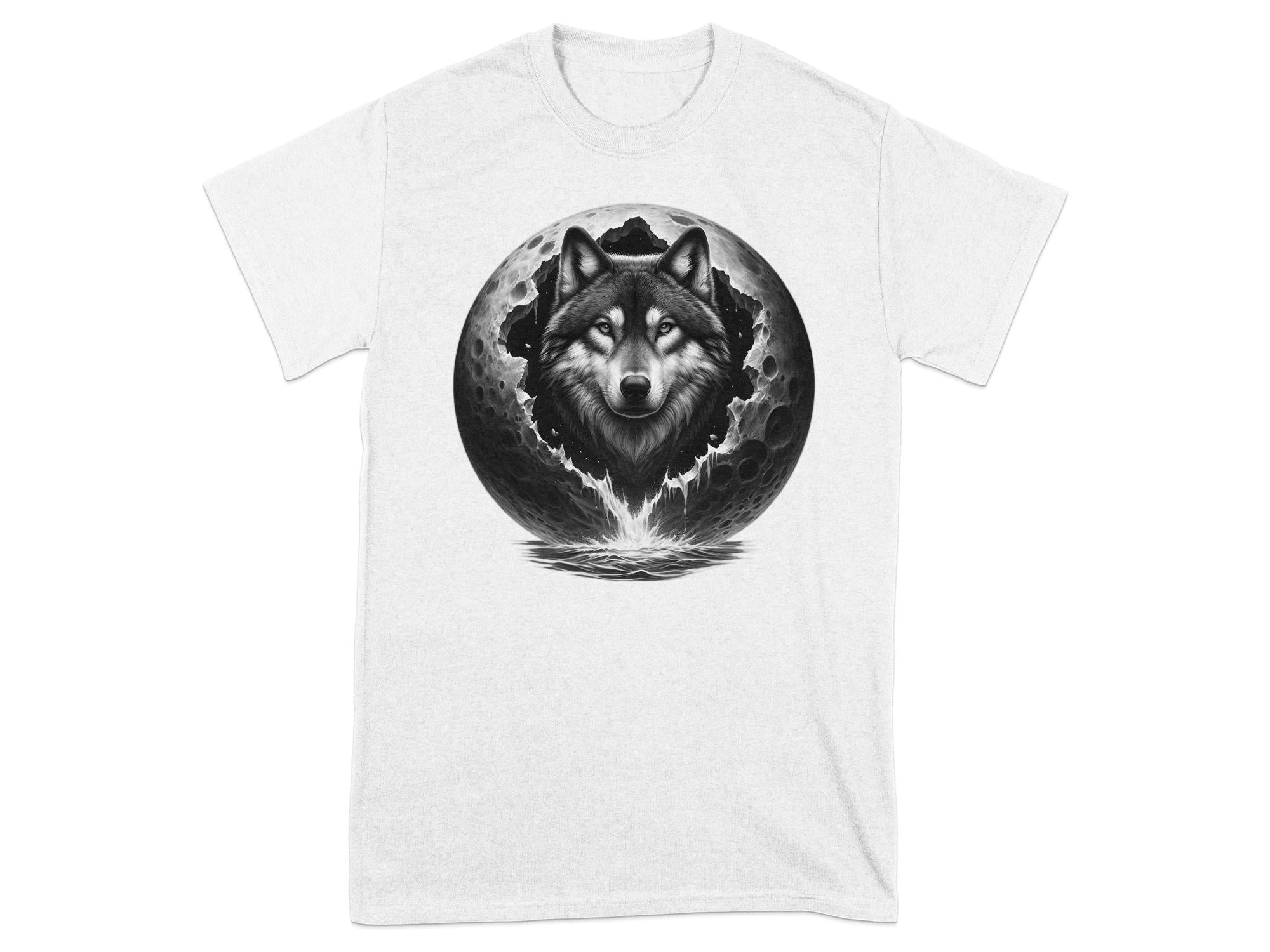 Moon Wolf - Coloured Gildan T-Shirt Realistic Animal Talisman Unisex Mythology Tee Graphic Design