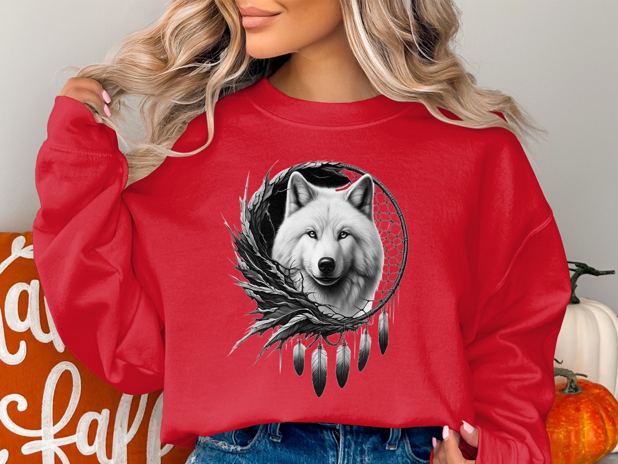 Dreamcatcher Wolf - Coloured Gildan Sweatshirt Realistic Native American Talisman Unisex Mythology Tee Graphic Design