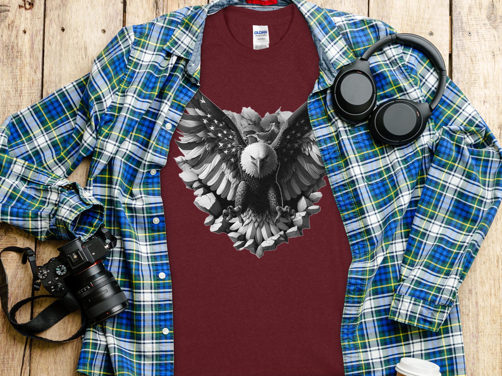 Eagle Patriot - Coloured Gildan T-Shirt Realistic Animal Talisman Unisex Tee Graphic Design