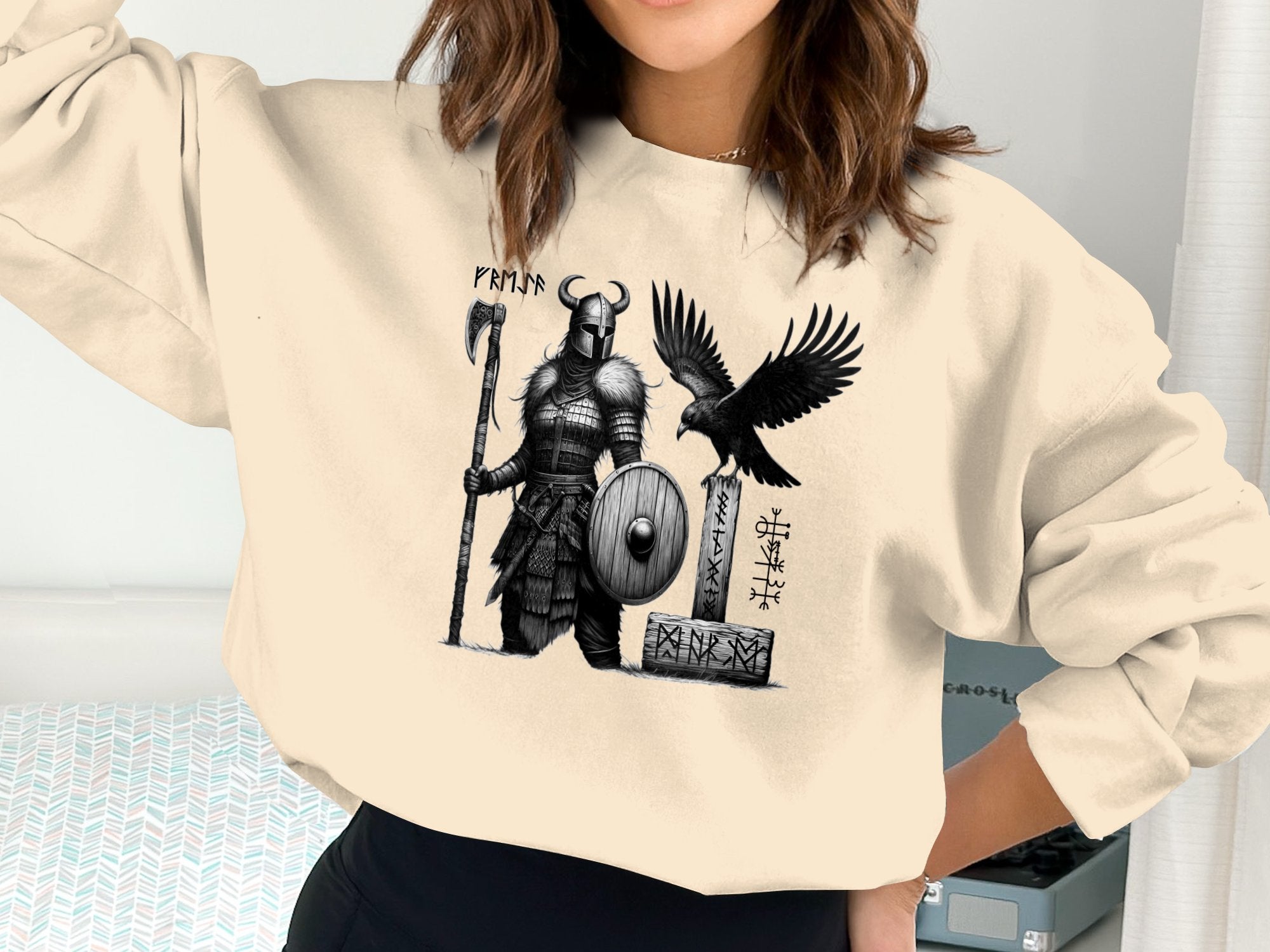 Viking Shield Maiden - Coloured Gildan Sweatshirt Realistic Norse Talisman Men Women Unisex Valhalla Tee Graphic Design