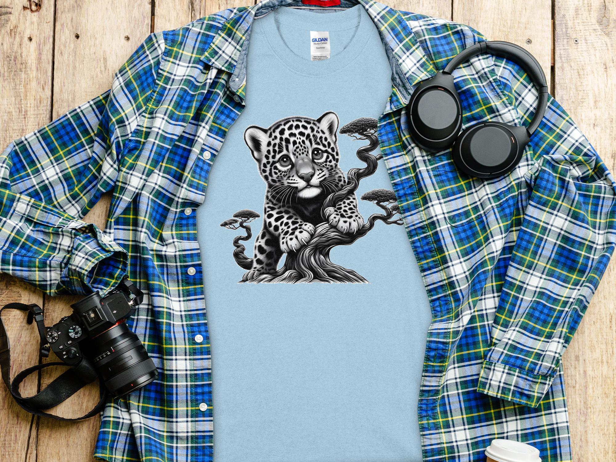 Leopard Bonsai - Coloured Gildan T-Shirt Realistic Animal Talisman Unisex Cute Tee Graphic Design