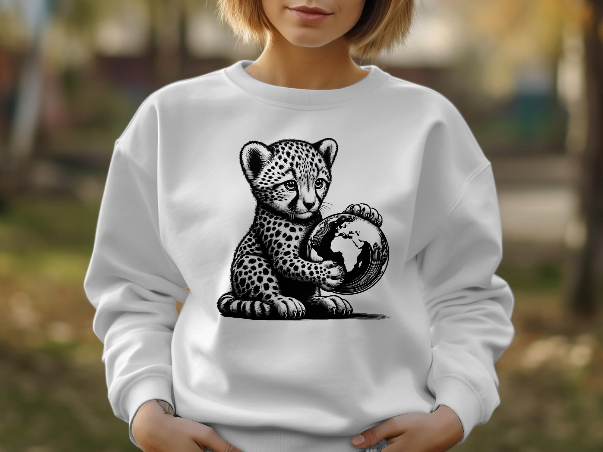 Cheetah World - Coloured Gildan Sweatshirt Realistic Animal Talisman Unisex Cute Tee Graphic Design