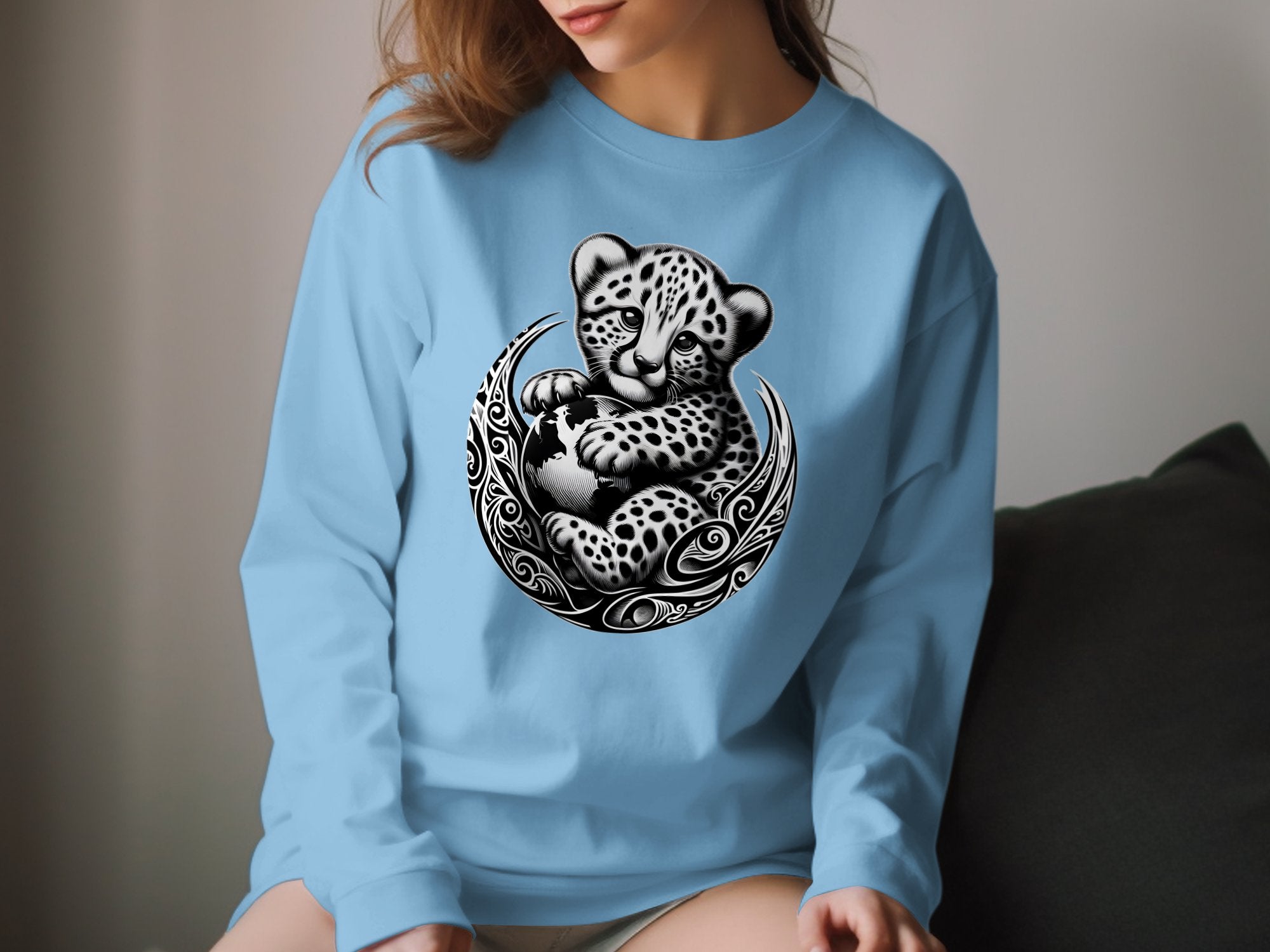 Cheetah World - Coloured Gildan Long Sleeve Realistic Animal Talisman Unisex Cute Tee Graphic Design