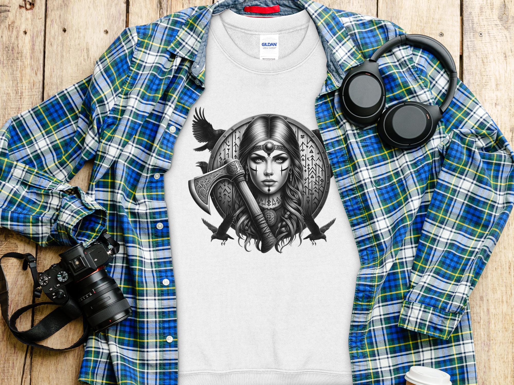 Viking Shield Maiden - Coloured Gildan Sweatshirt Realistic Norse Talisman Men Women Unisex Valhalla Tee Graphic Design