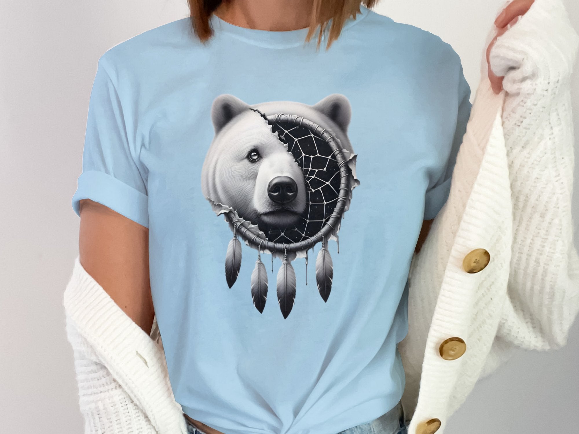 Dreamcatcher Bear - Coloured Gildan T-Shirt Realistic Native American Talisman Unisex Mythology Tee Graphic Design