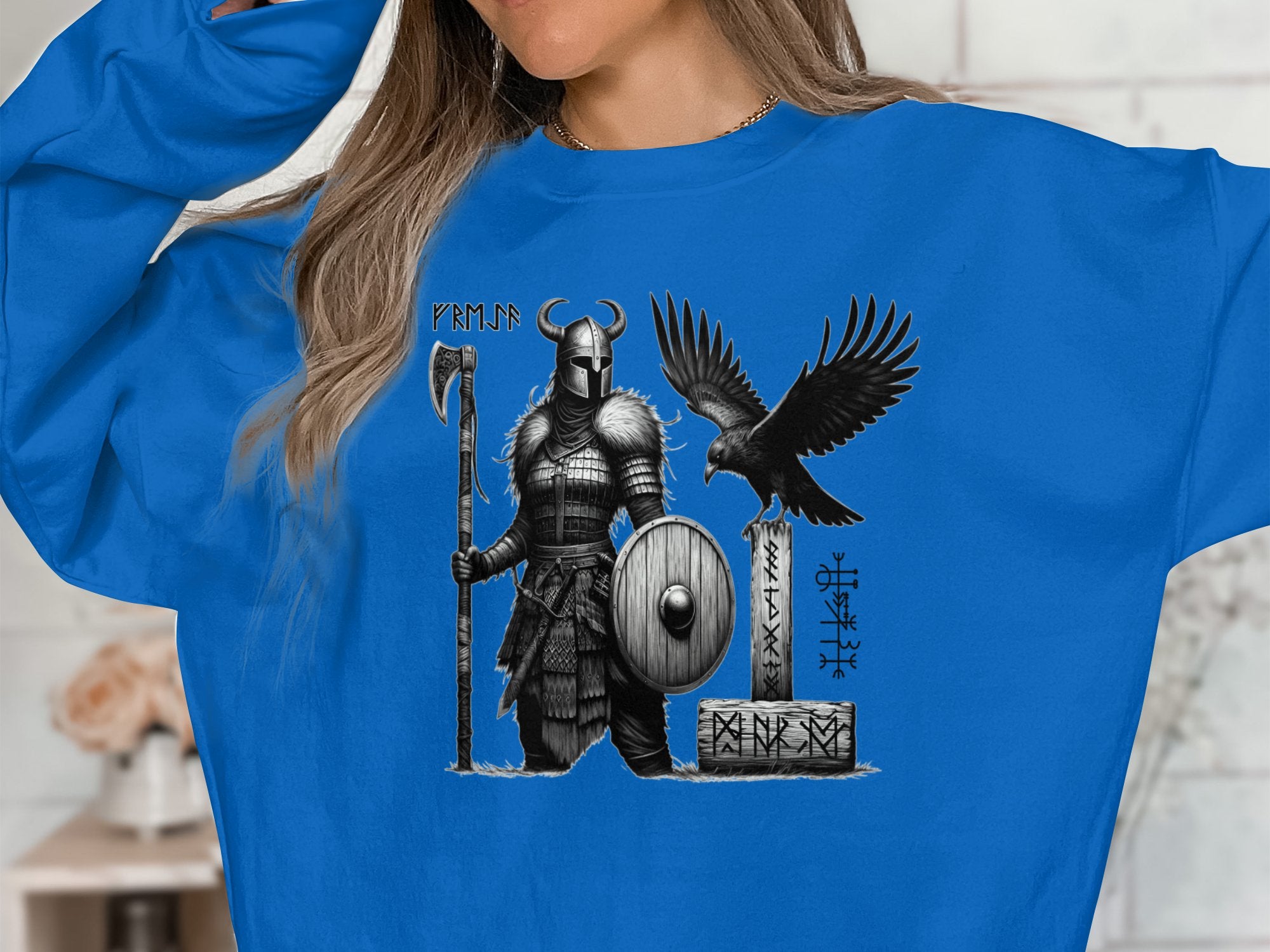 Viking Shield Maiden - Coloured Gildan Sweatshirt Realistic Norse Talisman Men Women Unisex Valhalla Tee Graphic Design