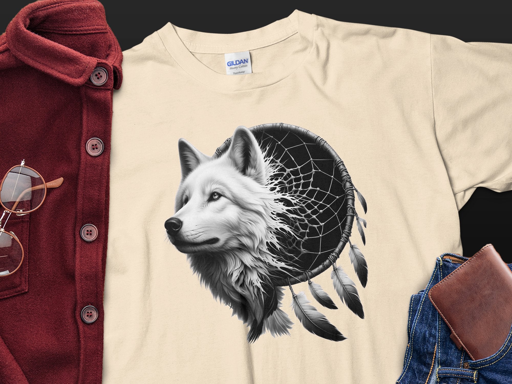 Dreamcatcher Wolf - Coloured Gildan T-Shirt Realistic Native American Talisman Unisex Mythology Tee Graphic Design