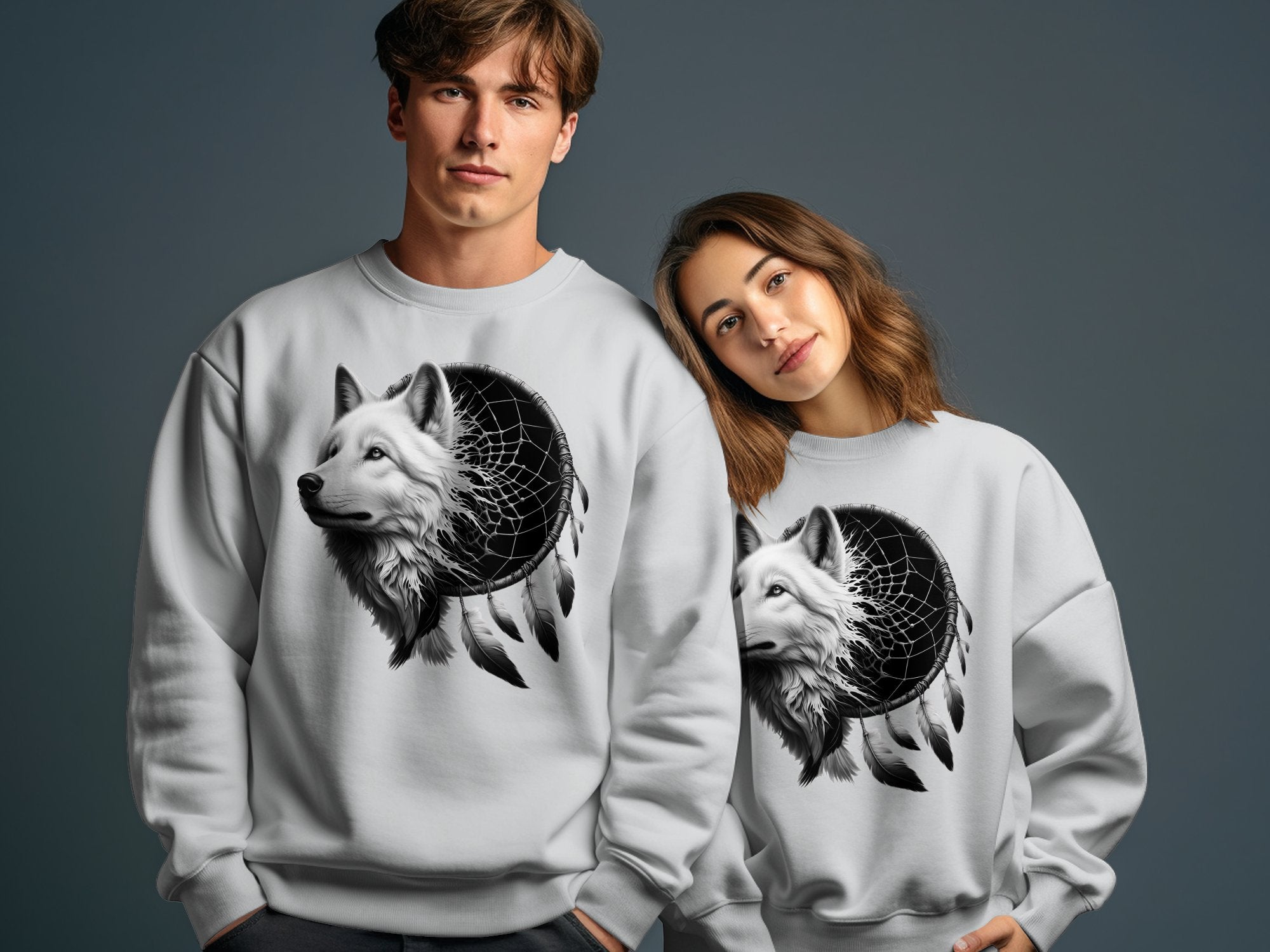 Dreamcatcher Wolf - Coloured Gildan Sweatshirt Realistic Native American Talisman Unisex Mythology Tee Graphic Design