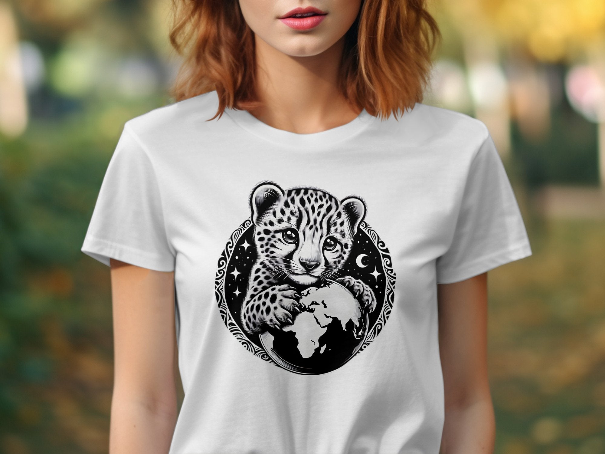 Cheetah World - Coloured Gildan T-Shirt Realistic Animal Talisman Unisex Cute Tee Graphic Design