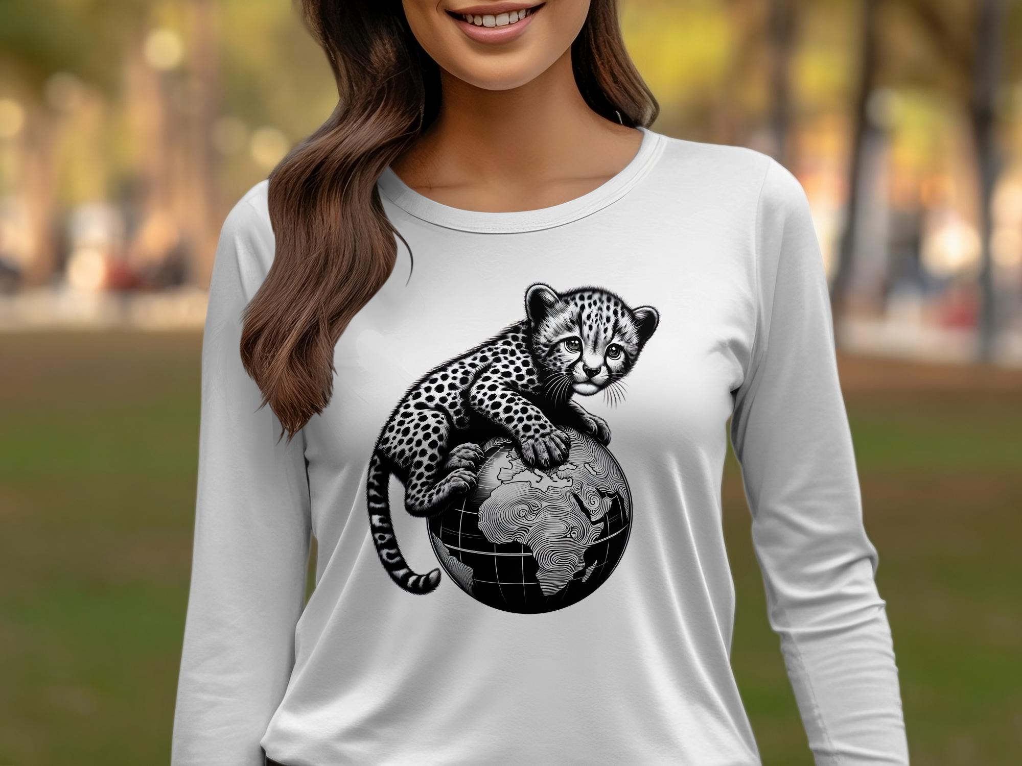 Cheetah World - Coloured Gildan Long Sleeve Realistic Animal Talisman Unisex Cute Tee Graphic Design