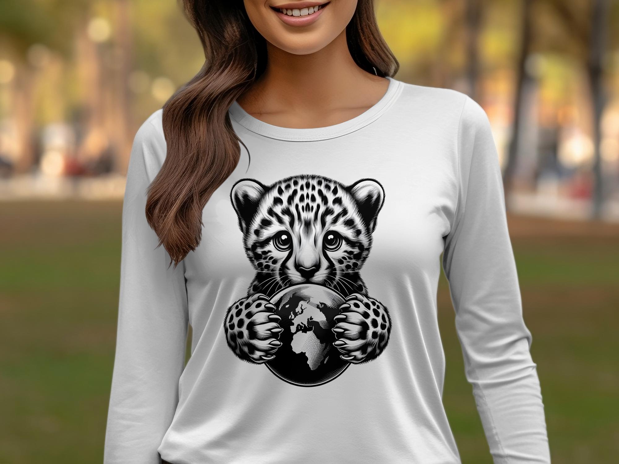 Cheetah World - Coloured Gildan Long Sleeve Realistic Animal Talisman Unisex Cute Tee Graphic Design