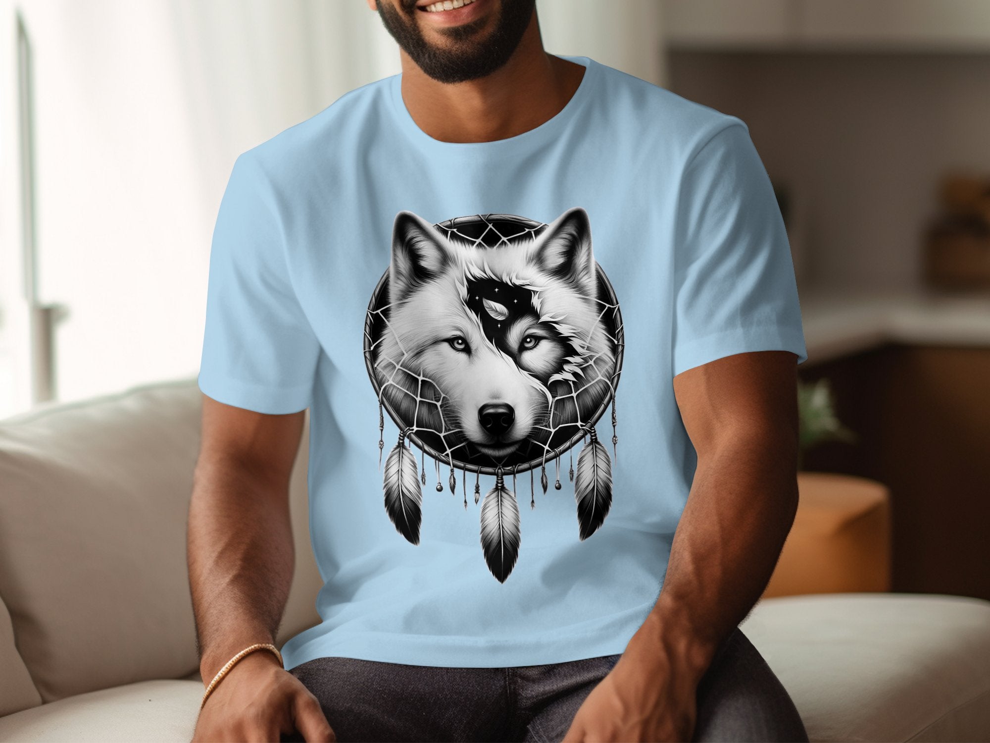 Dreamcatcher Wolf - Coloured Gildan T-Shirt Realistic Native American Talisman Unisex Mythology Tee Graphic Design