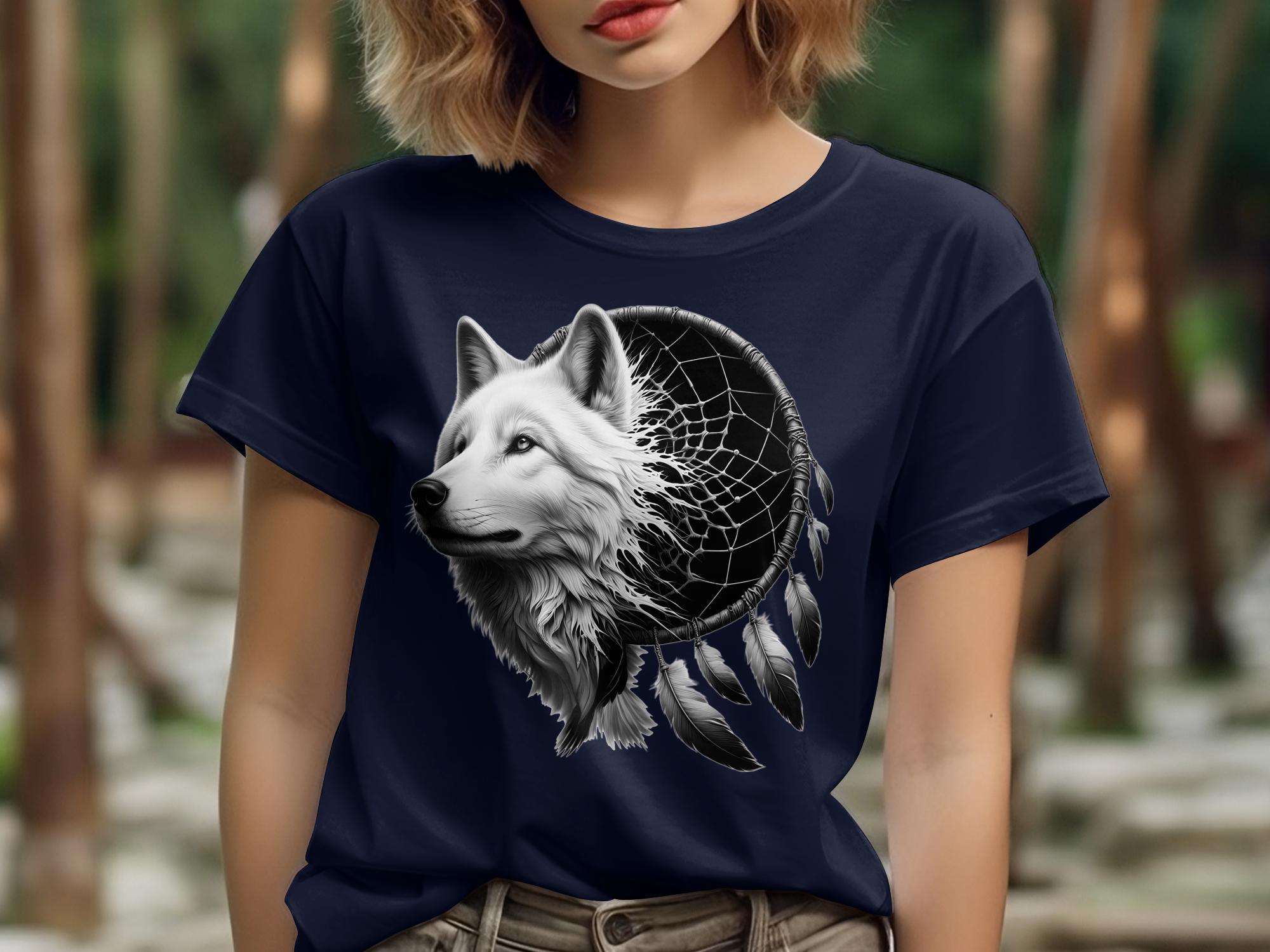 Dreamcatcher Wolf - Coloured Gildan T-Shirt Realistic Native American Talisman Unisex Mythology Tee Graphic Design