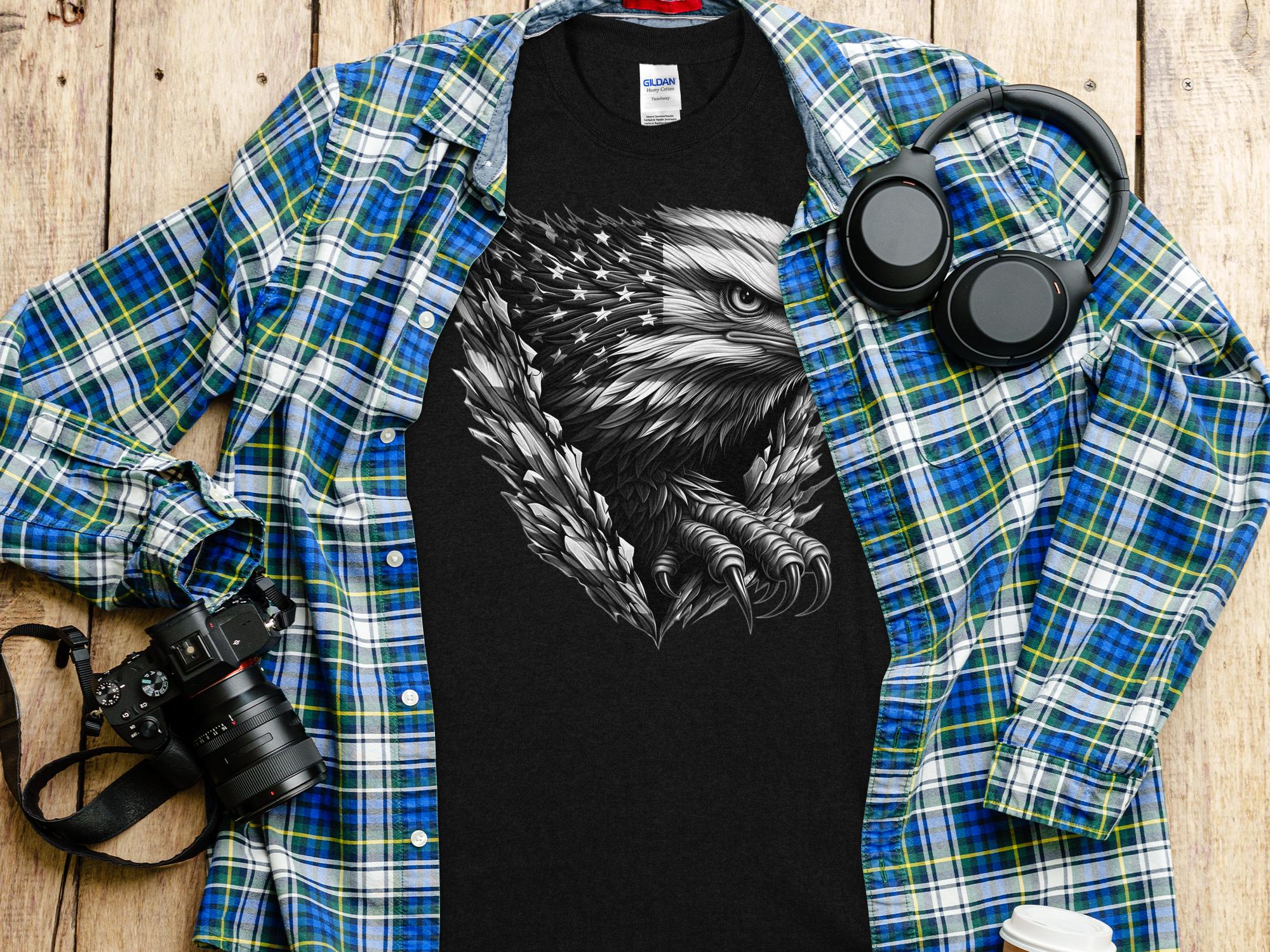 Eagle Patriot - Coloured Gildan T-Shirt Realistic Animal Talisman Unisex Tee Graphic Design