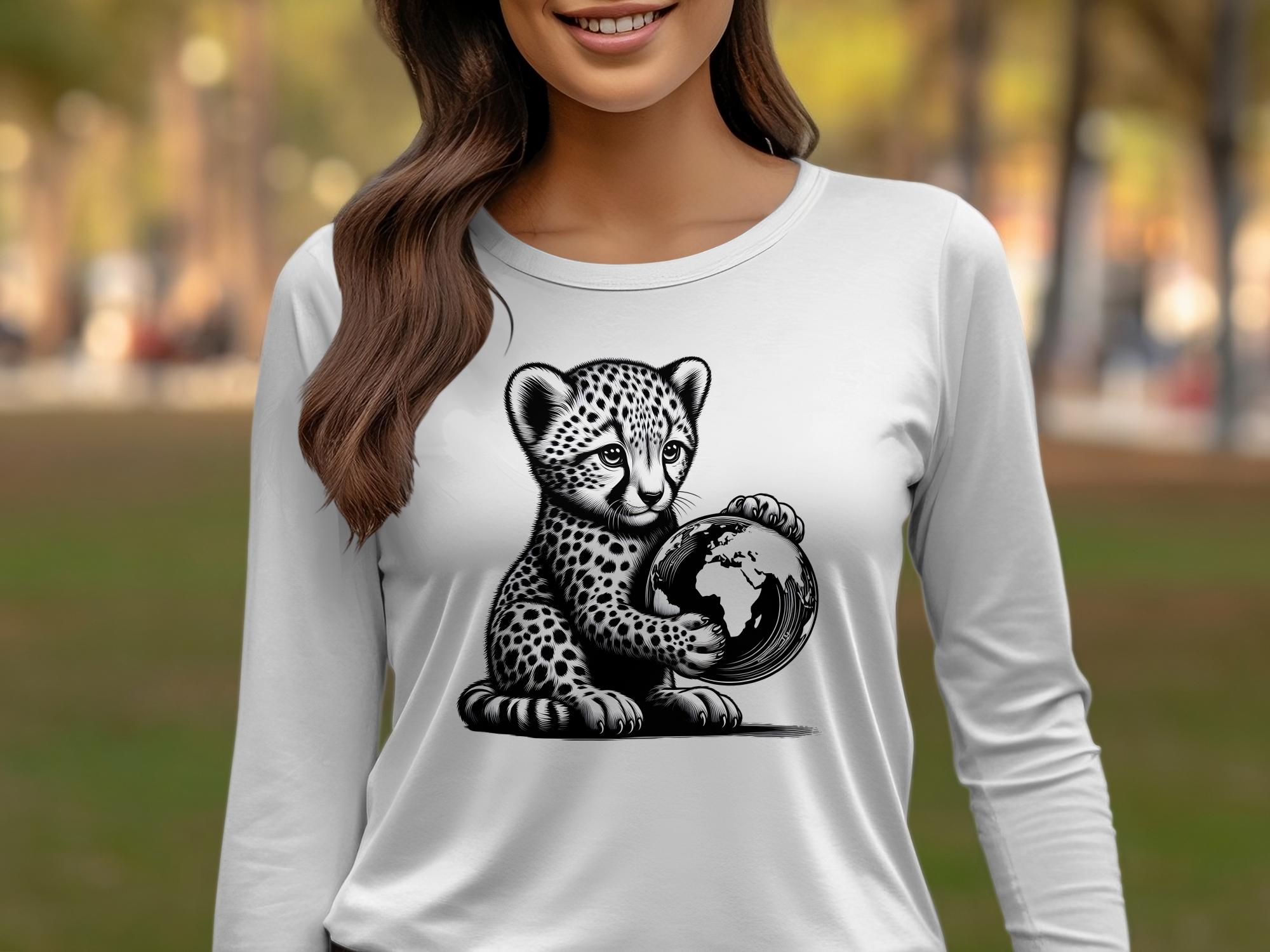 Cheetah World - Coloured Gildan Long Sleeve Realistic Animal Talisman Unisex Cute Tee Graphic Design