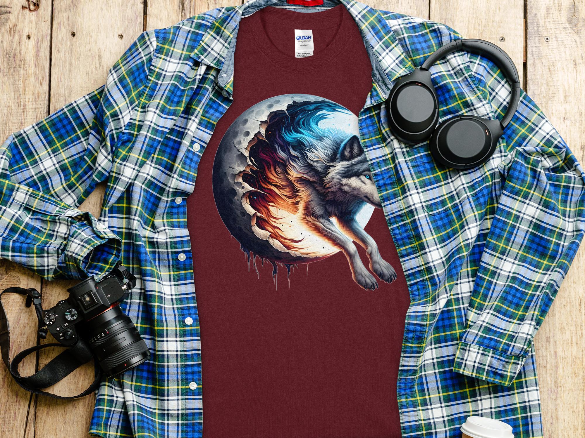 Moon Wolf - T-Shirt Realistic Full Colour Animal Talisman Unisex Mythology Tee Gildan Graphic Design