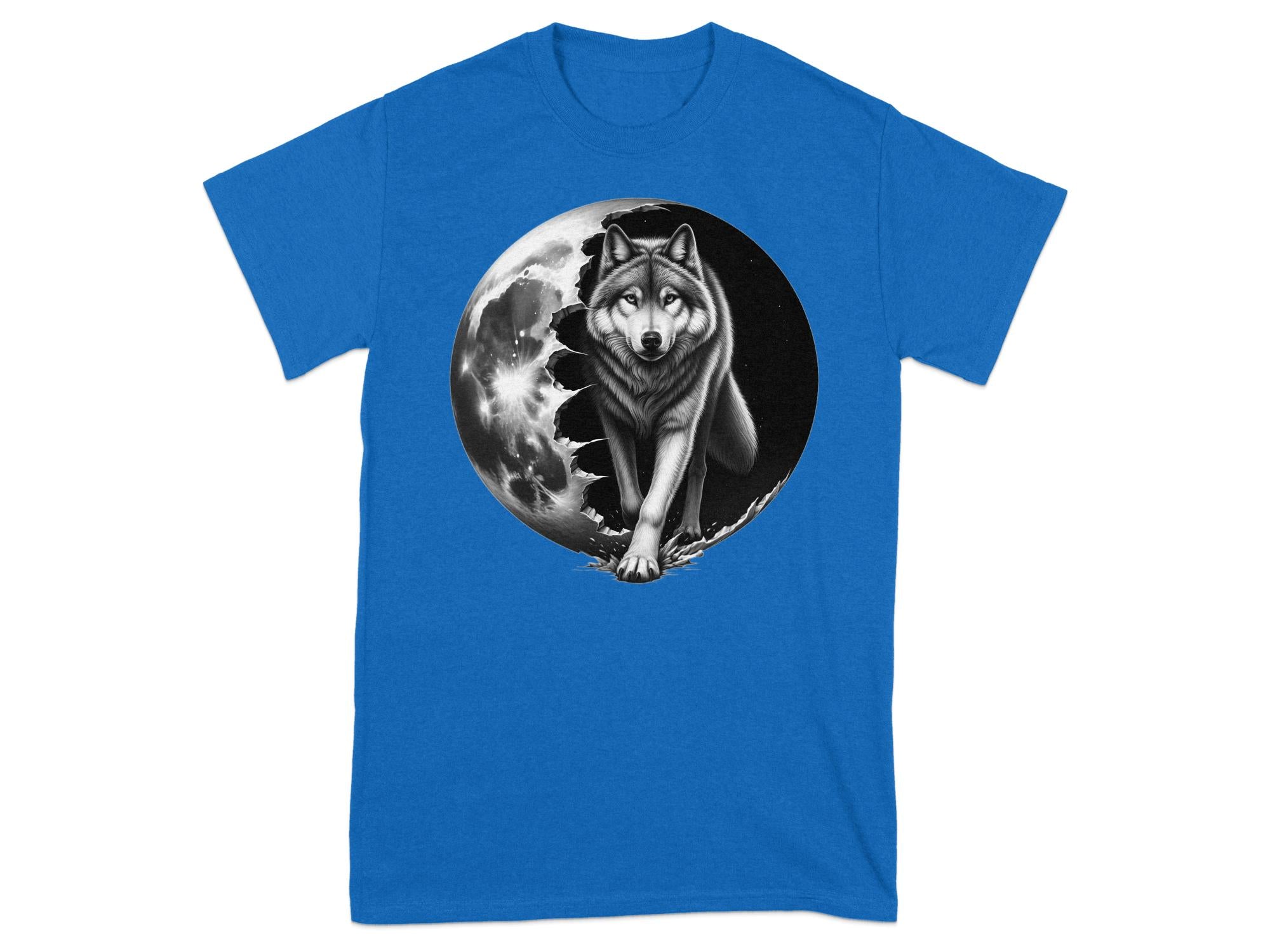 Moon Wolf - Coloured Gildan T-Shirt Realistic Animal Talisman Unisex Mythology Tee Graphic Design