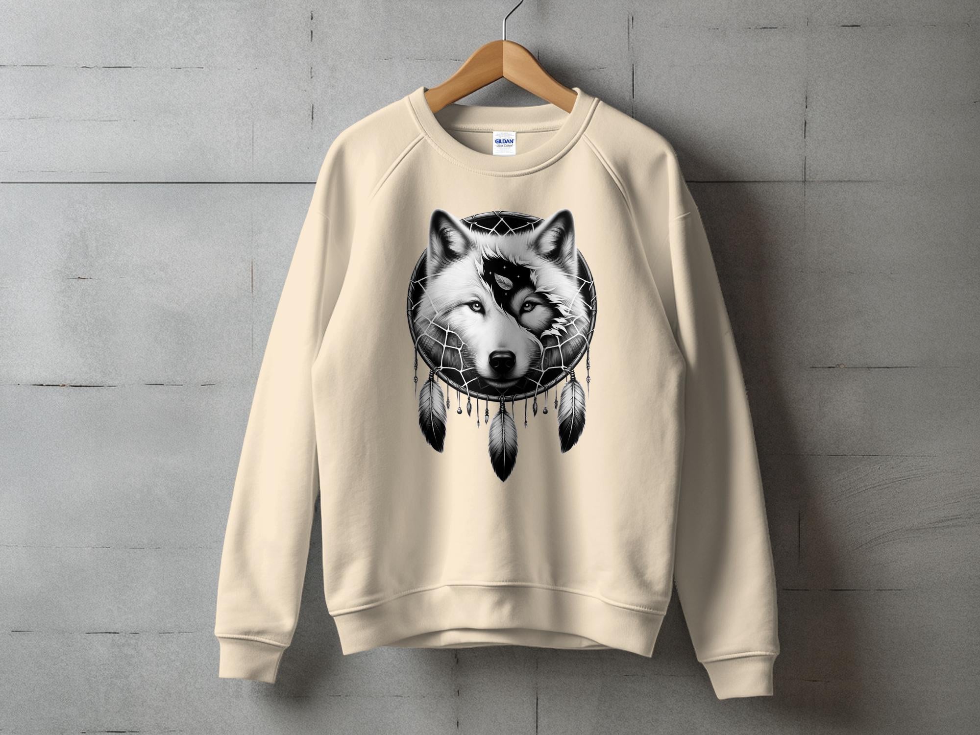 Dreamcatcher Wolf - Coloured Gildan Sweatshirt Realistic Native American Talisman Unisex Mythology Tee Graphic Design