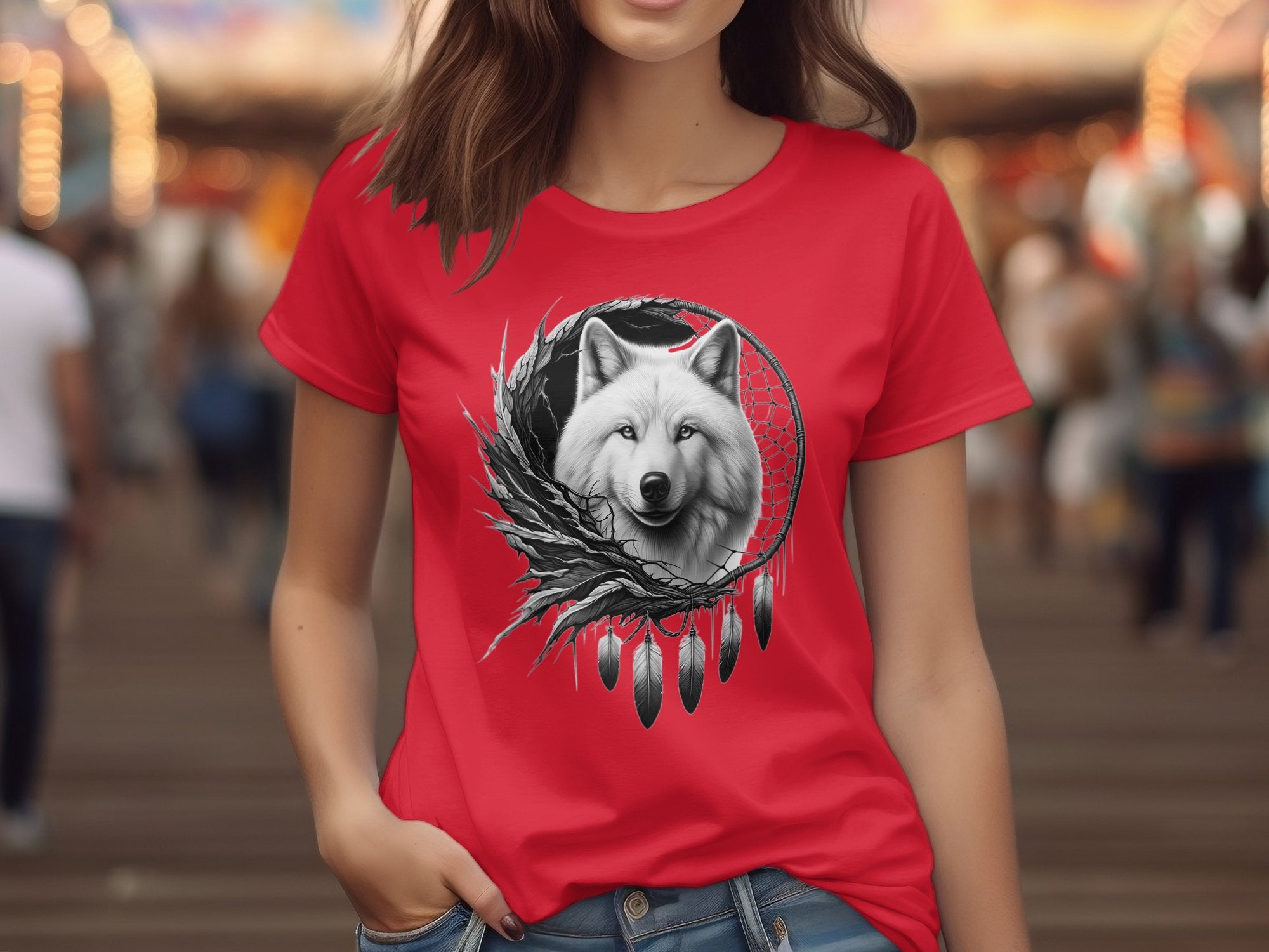 Dreamcatcher Wolf - Coloured Gildan T-Shirt Realistic Native American Talisman Unisex Mythology Tee Graphic Design