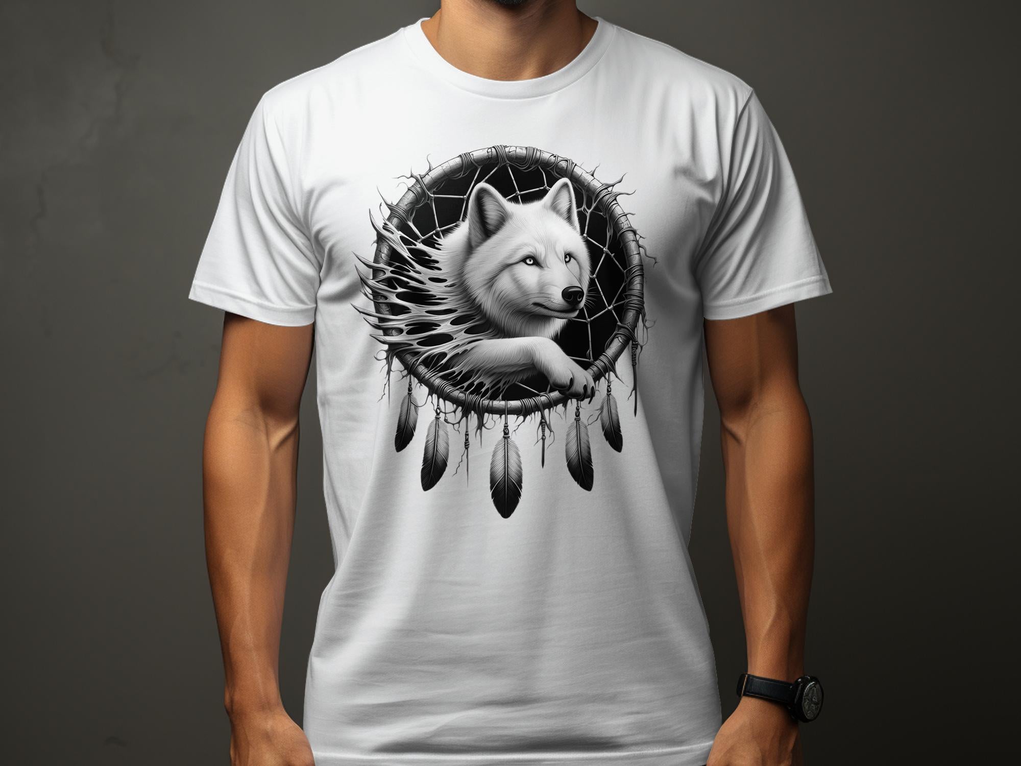 Dreamcatcher Wolf - Coloured Gildan T-Shirt Realistic Native American Talisman Unisex Mythology Tee Graphic Design