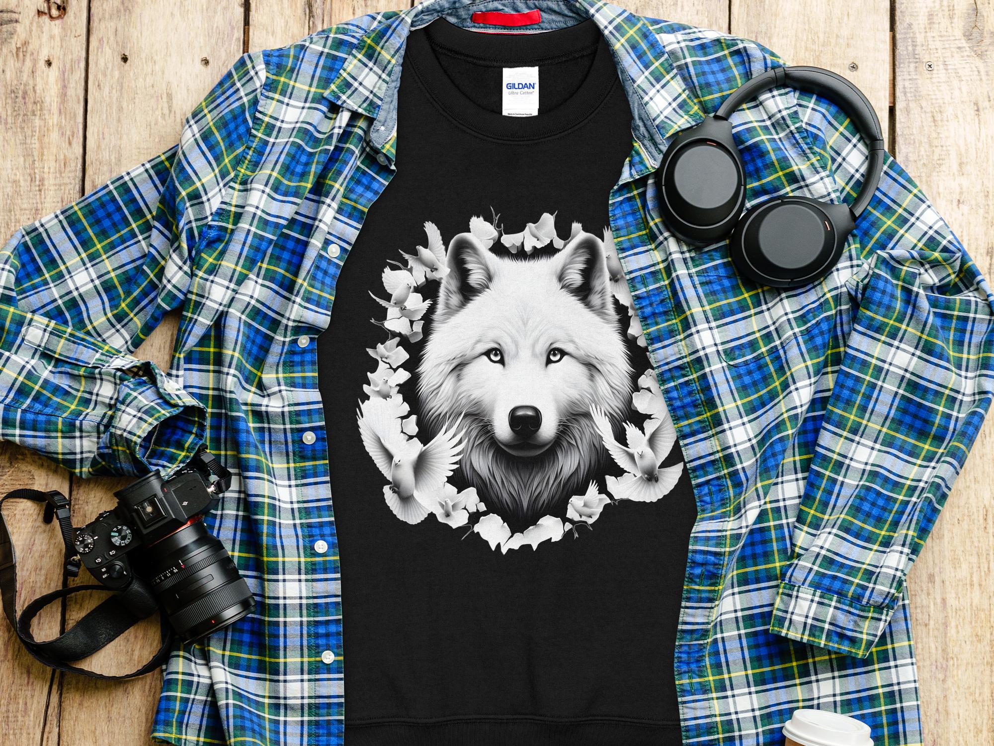 Wolf x Doves - Black White Gildan Sweatshirt Realistic Animal Talisman Unisex Tee Graphic Design