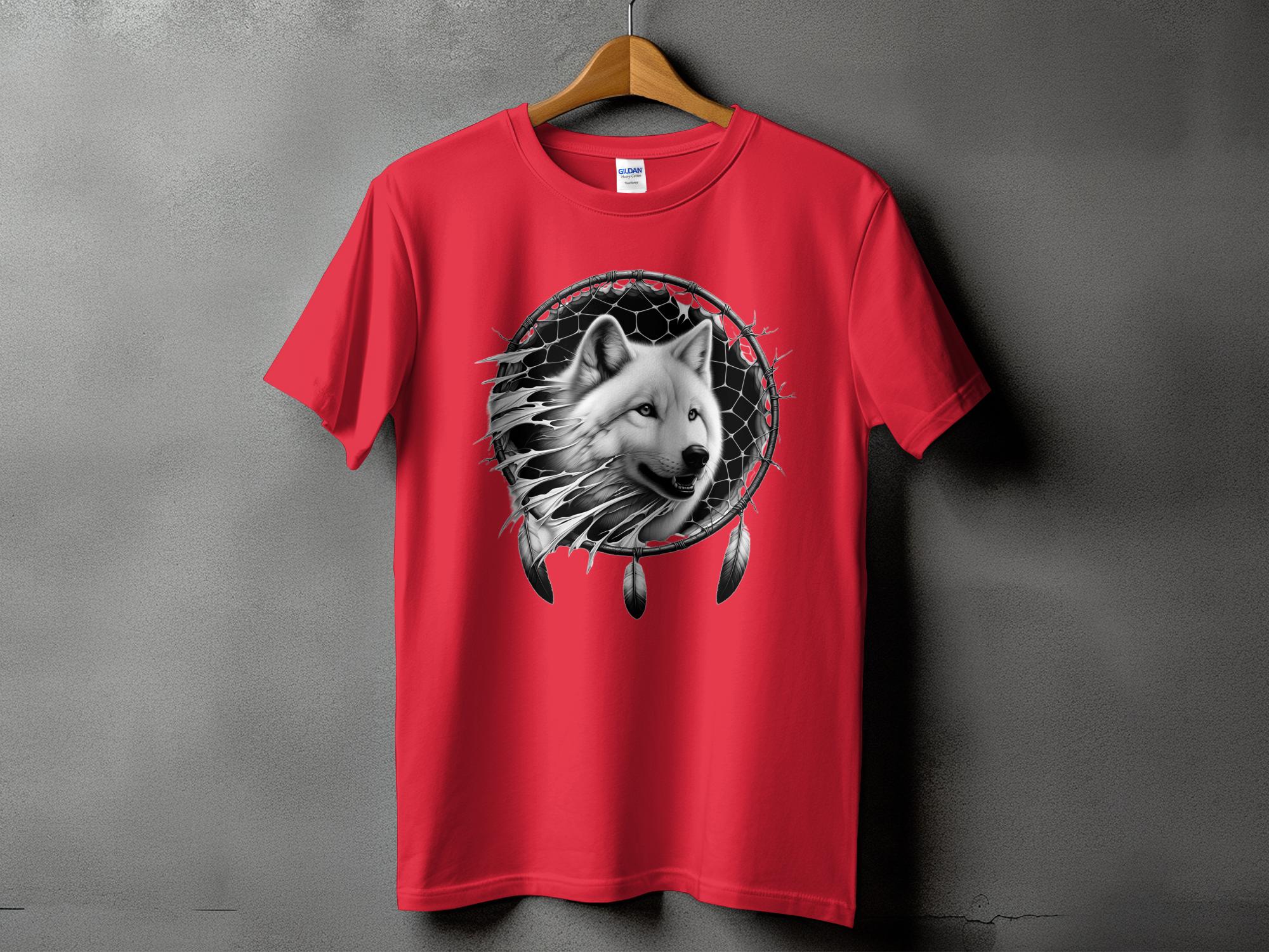 Dreamcatcher Wolf - Coloured Gildan T-Shirt Realistic Native American Talisman Unisex Mythology Tee Graphic Design