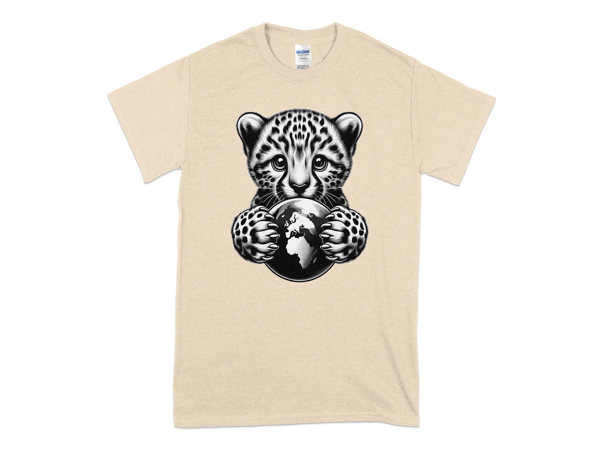 Cheetah World - Coloured Gildan T-Shirt Realistic Animal Talisman Unisex Cute Tee Graphic Design