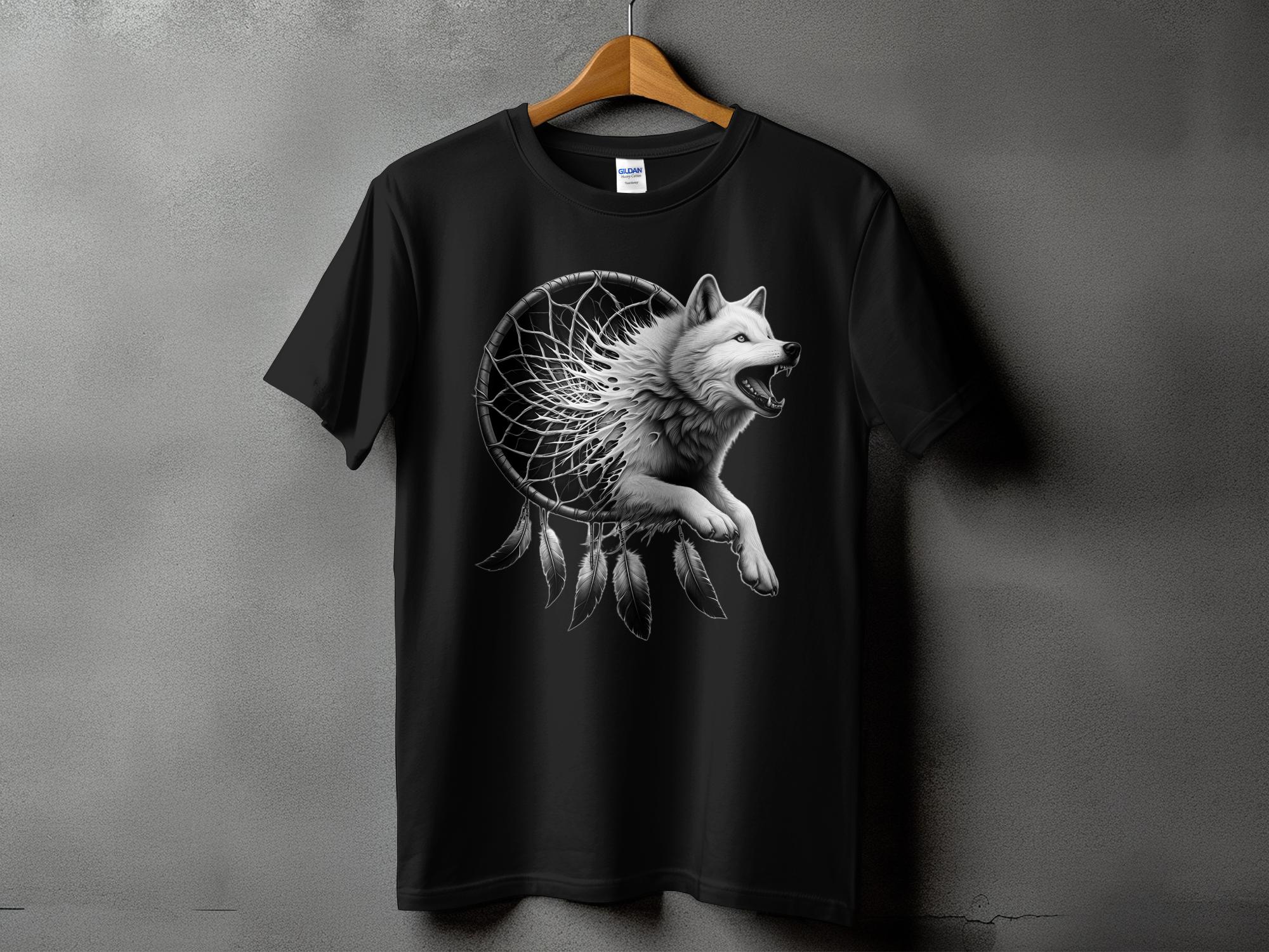 Dreamcatcher Wolf - Coloured Gildan T-Shirt Realistic Native American Talisman Unisex Mythology Tee Graphic Design