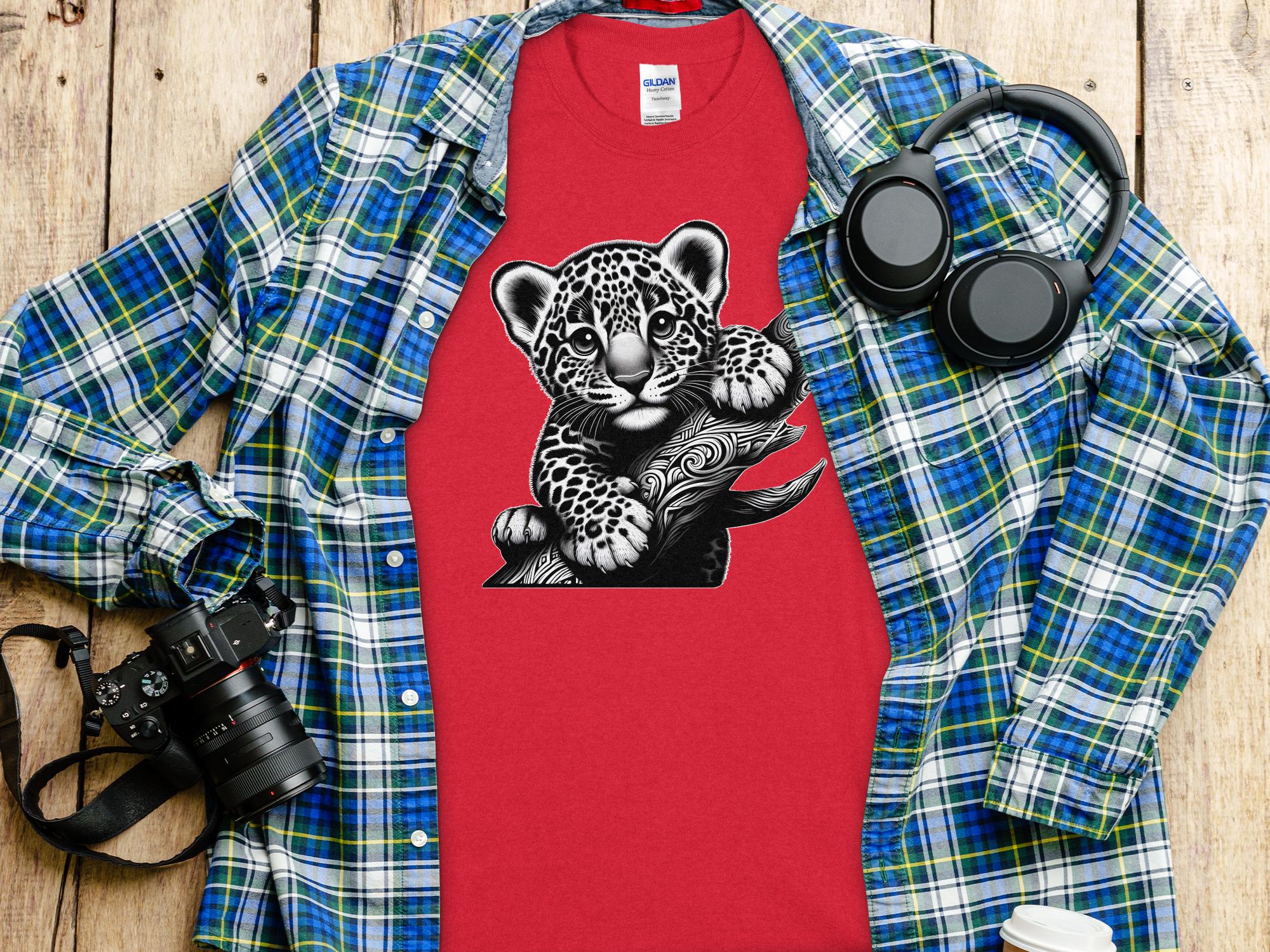 Leopard Bonsai - Coloured Gildan T-Shirt Realistic Animal Talisman Unisex Cute Tee Graphic Design