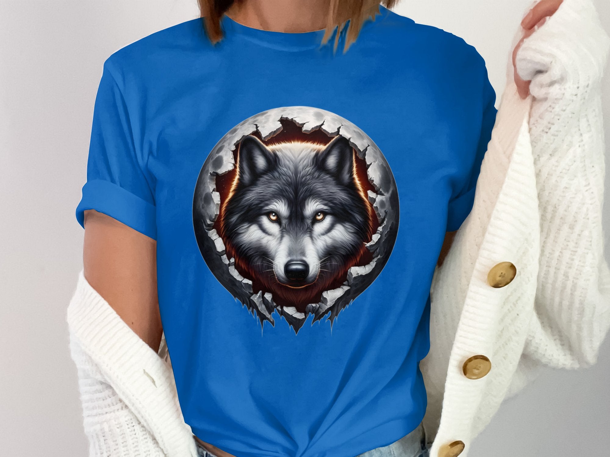 Moon Wolf - T-Shirt Realistic Full Colour Animal Talisman Unisex Mythology Tee Gildan Graphic Design