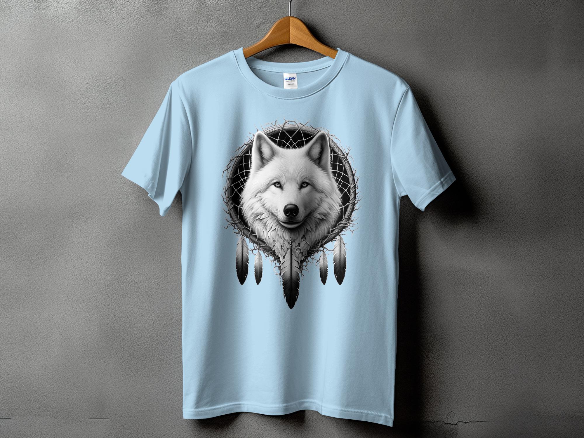 Dreamcatcher Wolf - Coloured Gildan T-Shirt Realistic Native American Talisman Unisex Mythology Tee Graphic Design