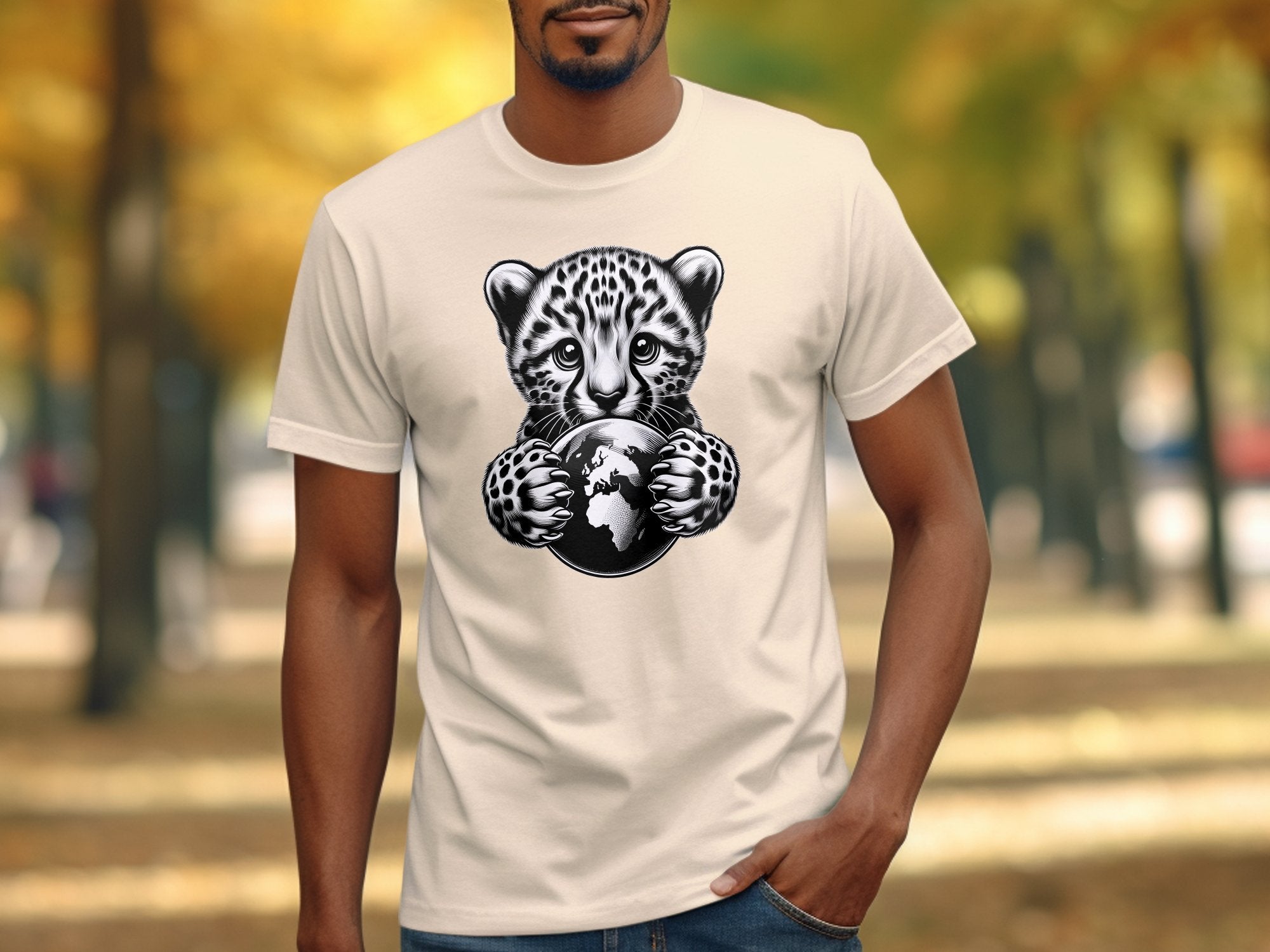 Cheetah World - Coloured Gildan T-Shirt Realistic Animal Talisman Unisex Cute Tee Graphic Design