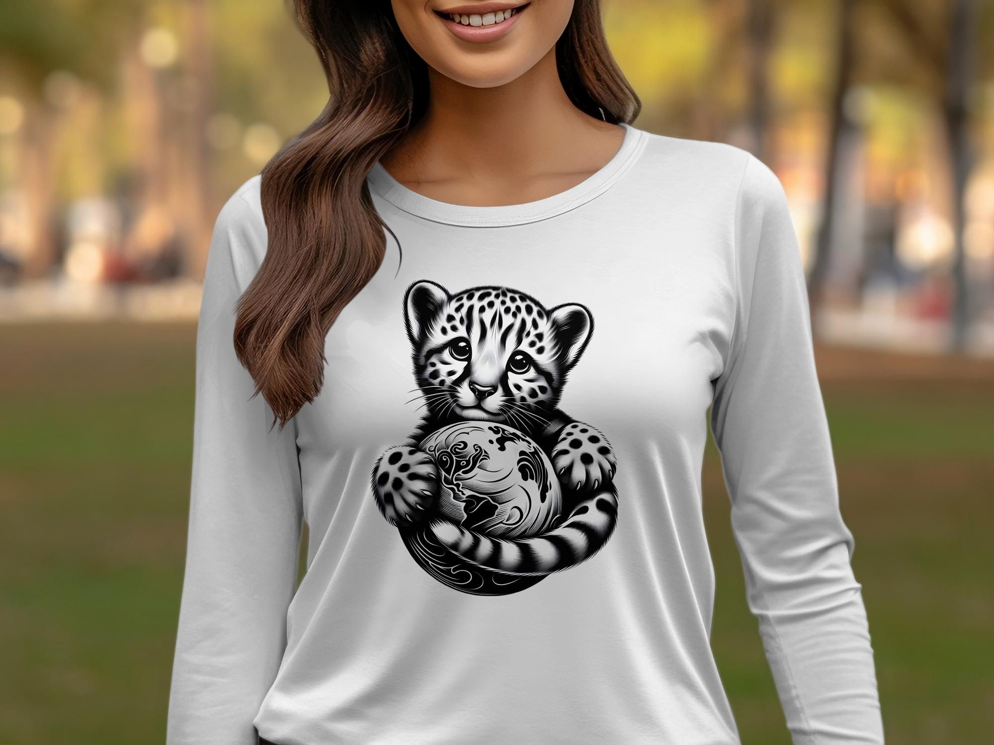 Cheetah World - Coloured Gildan Long Sleeve Realistic Animal Talisman Unisex Cute Tee Graphic Design